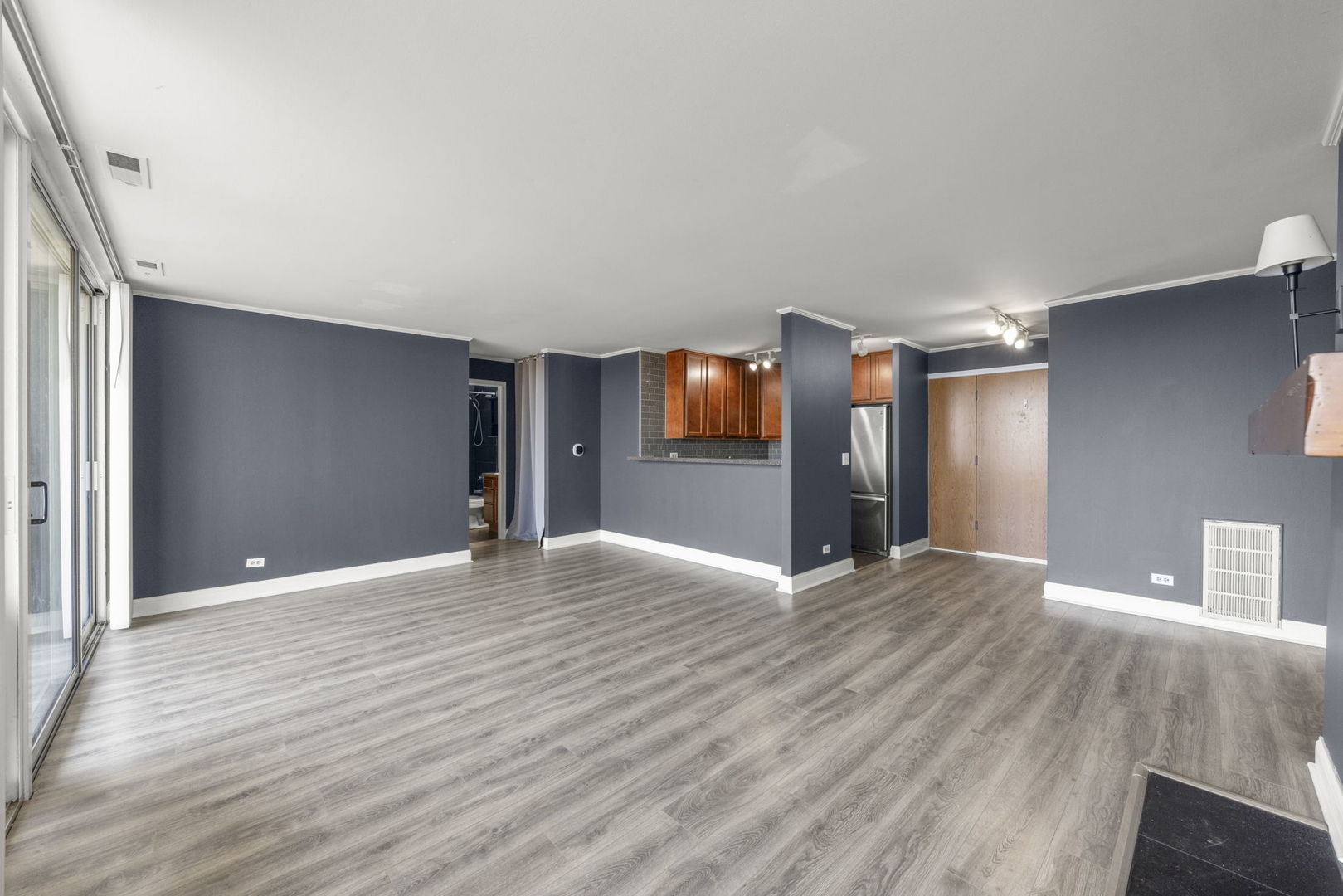 5900 Oakwood Drive Unit: 5F