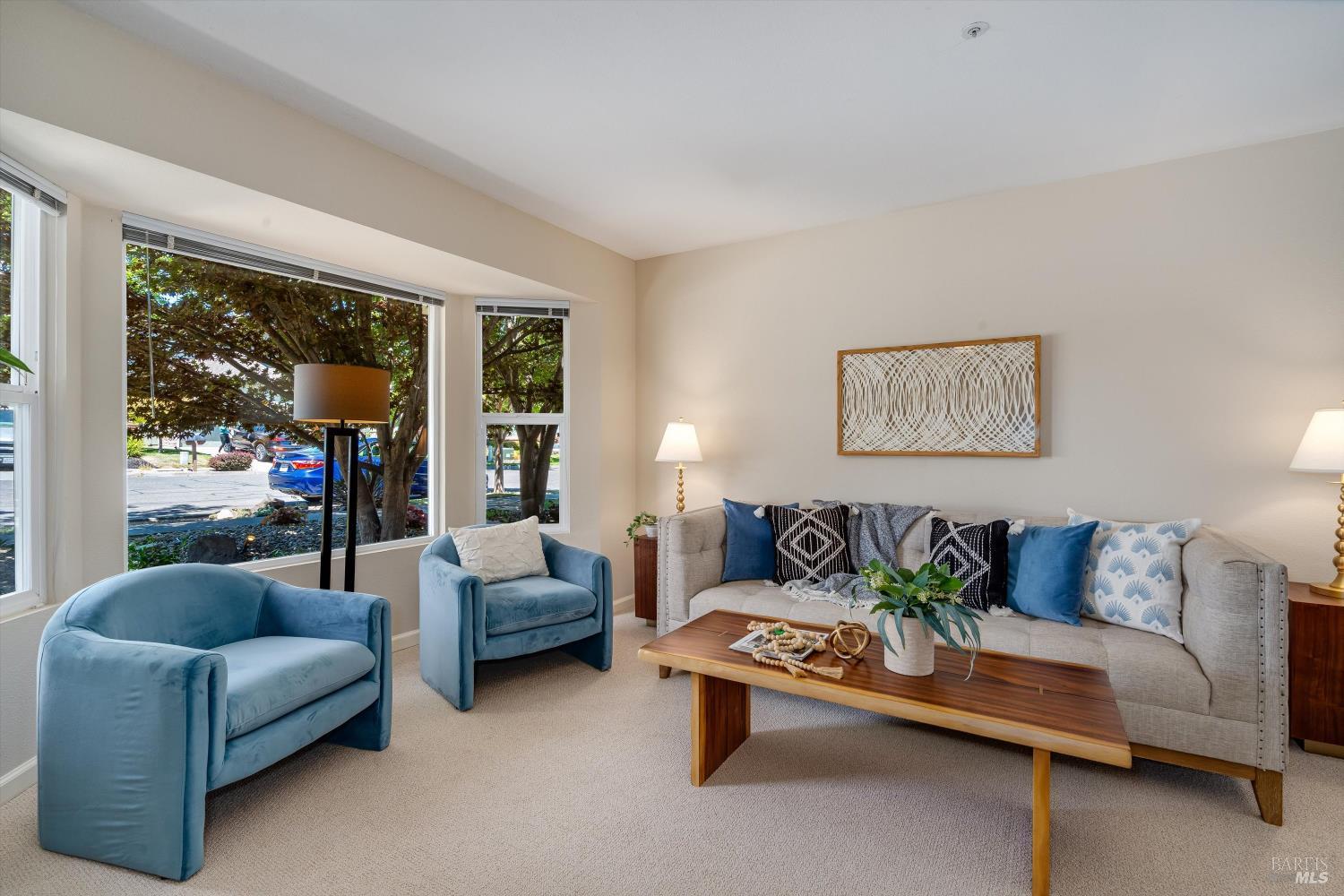 5 Capitola Ct