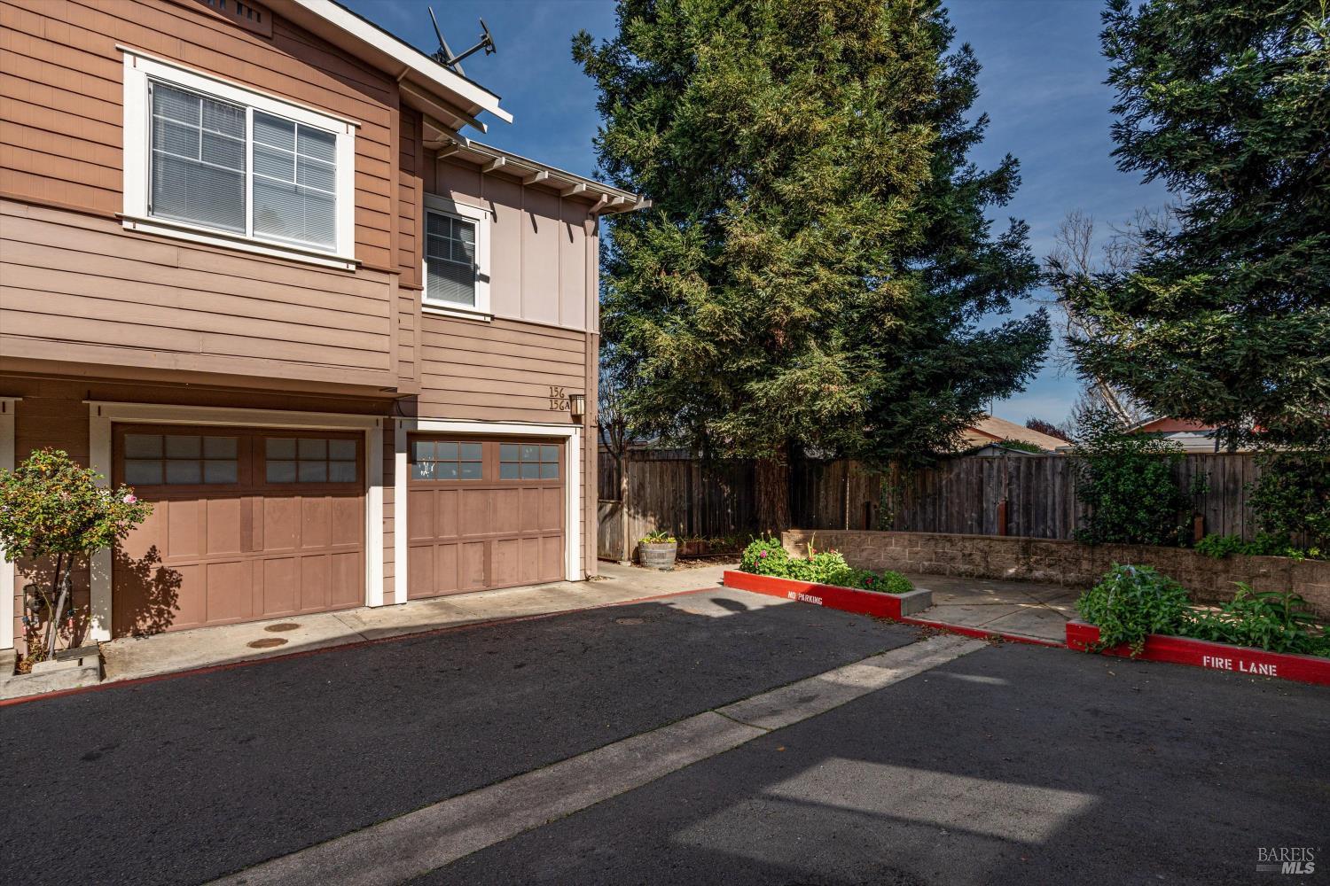 156 A Valley Oak Drive