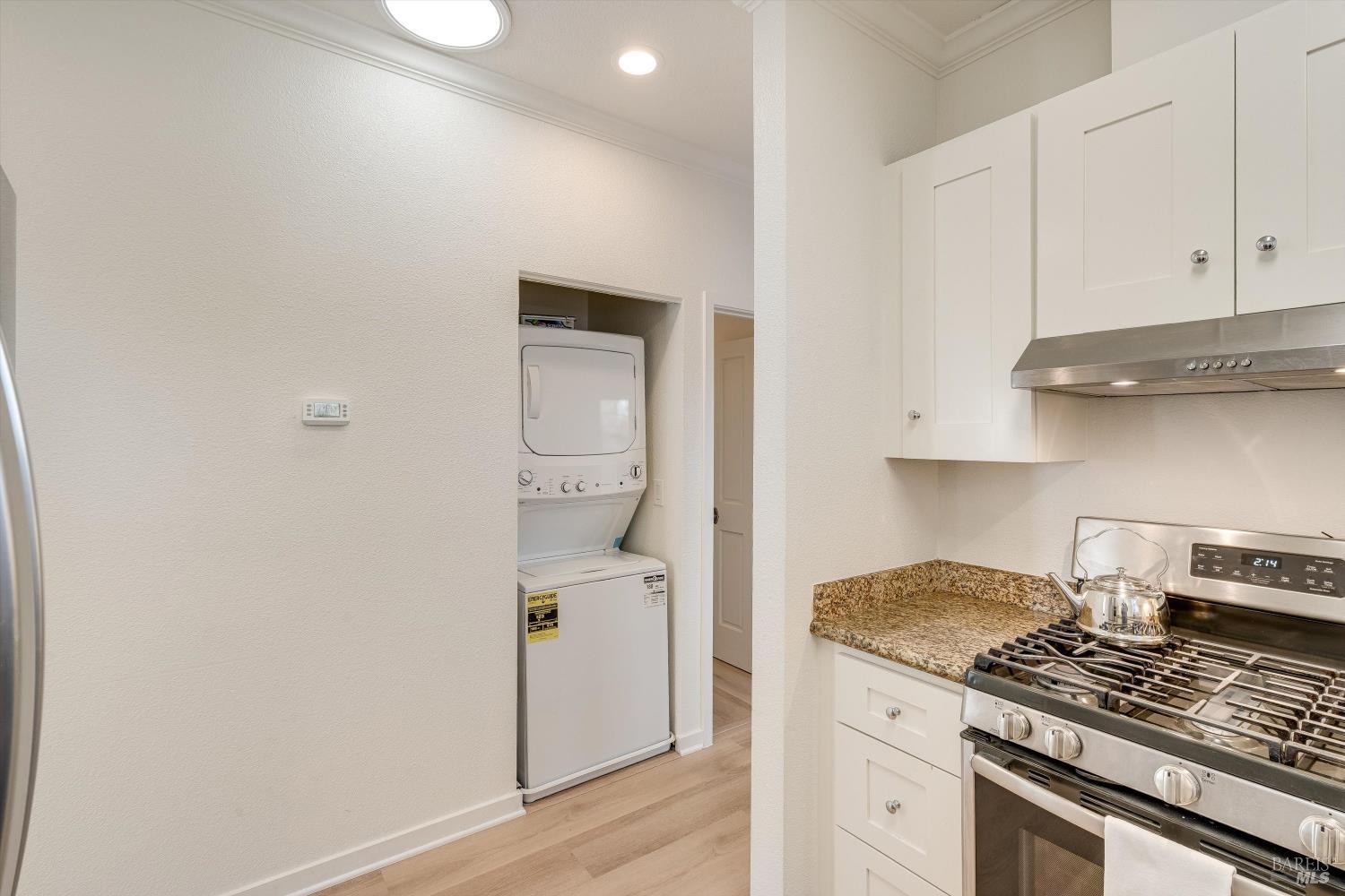 156 A Valley Oak Drive