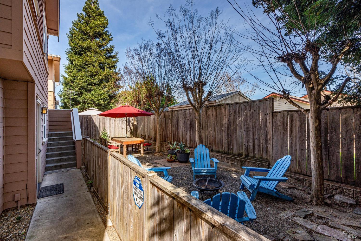 156 A Valley Oak Drive