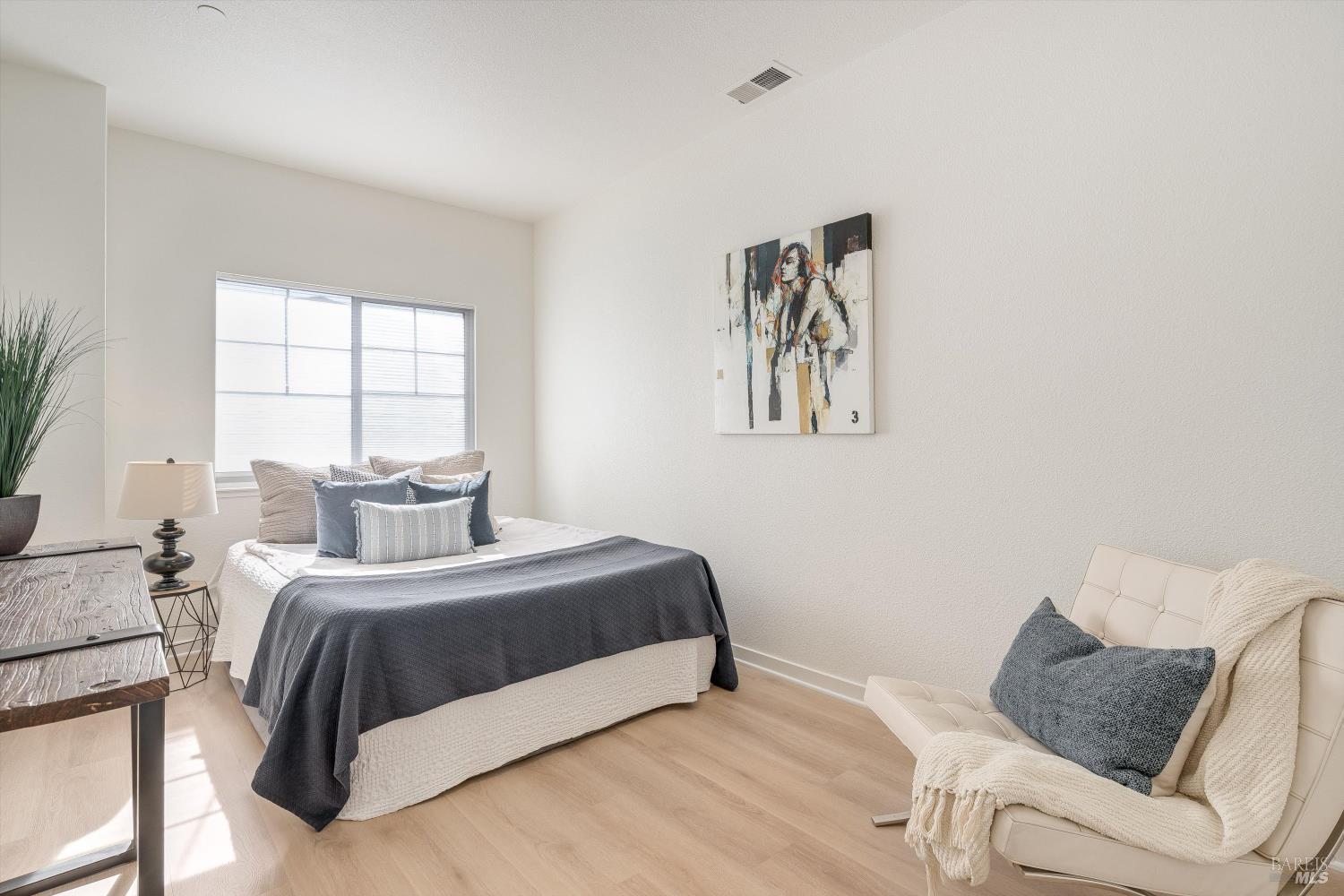 156 A Valley Oak Drive