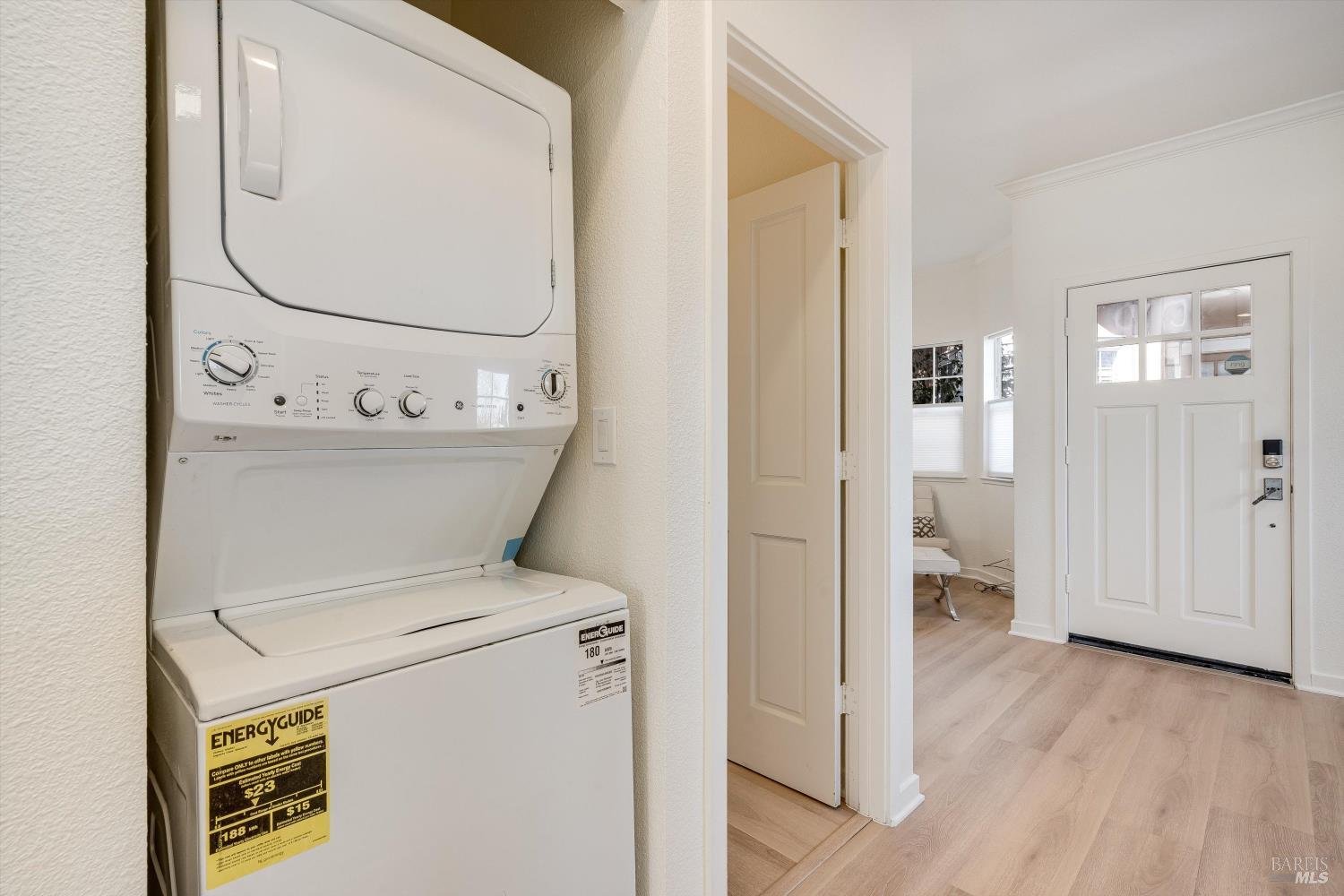 156 A Valley Oak Drive