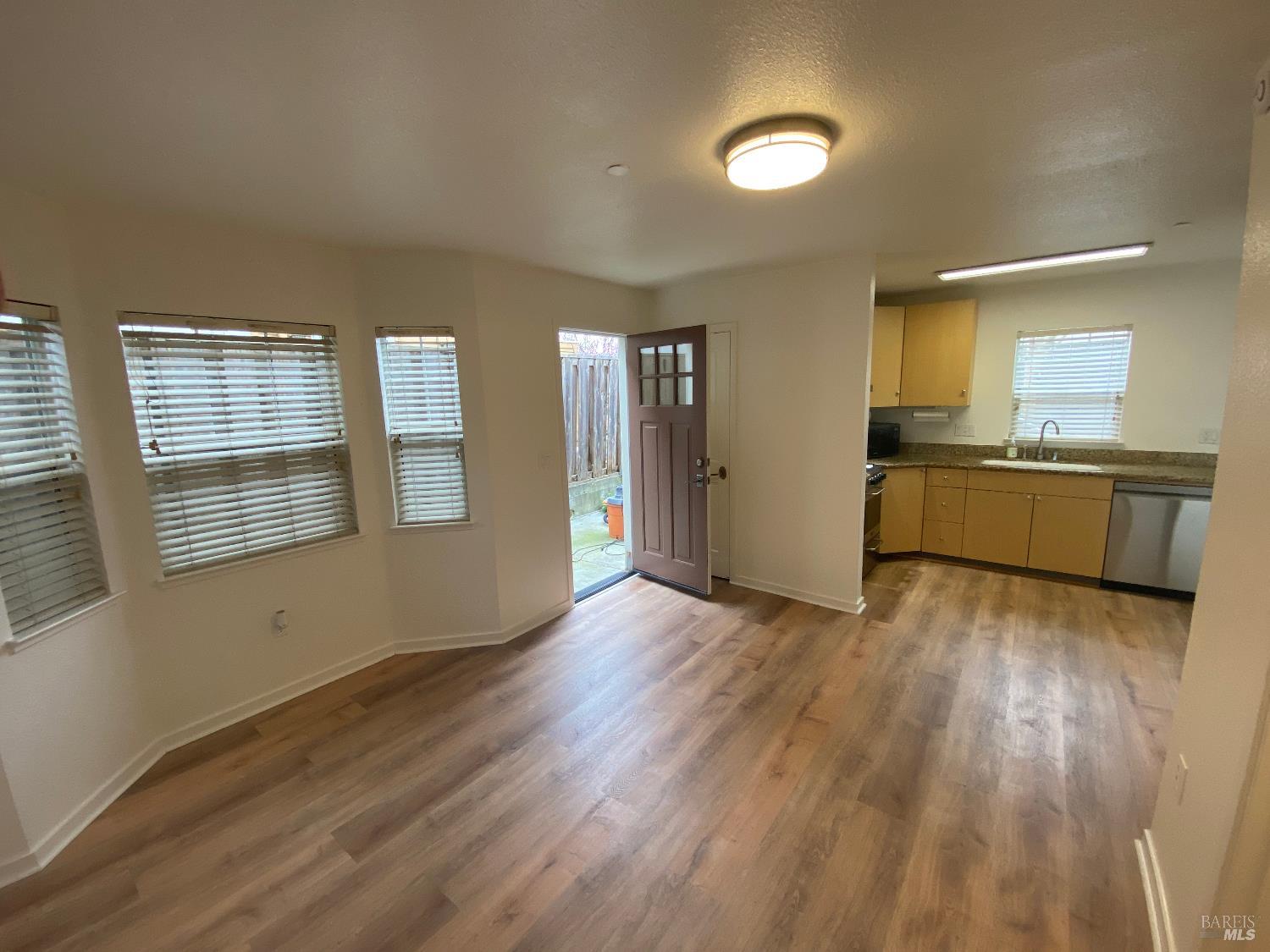 156 A Valley Oak Drive