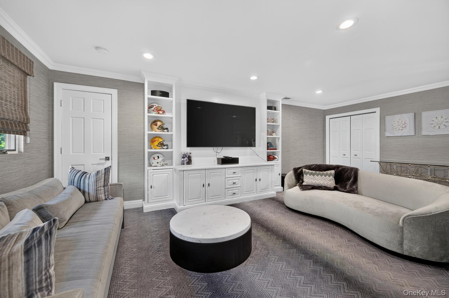 12 Locust Lane