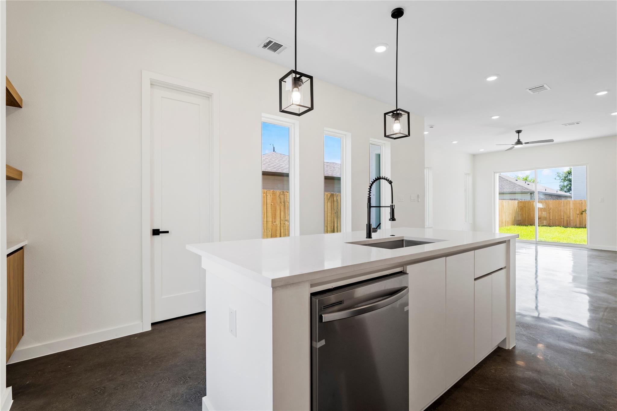 8205 Parnell Street # B, Houston Unit: B