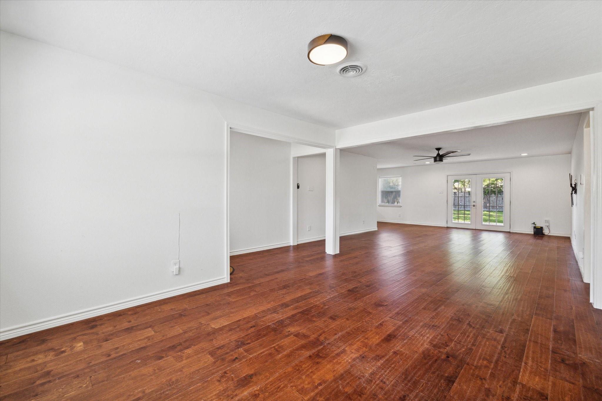 5918 Fontenelle Drive