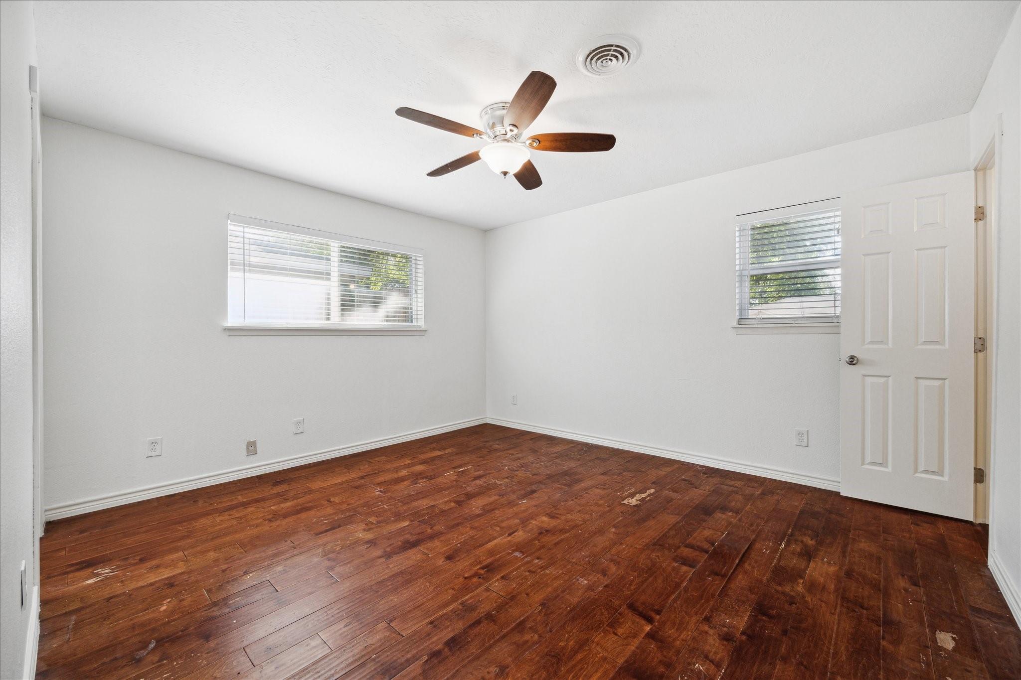 5918 Fontenelle Drive