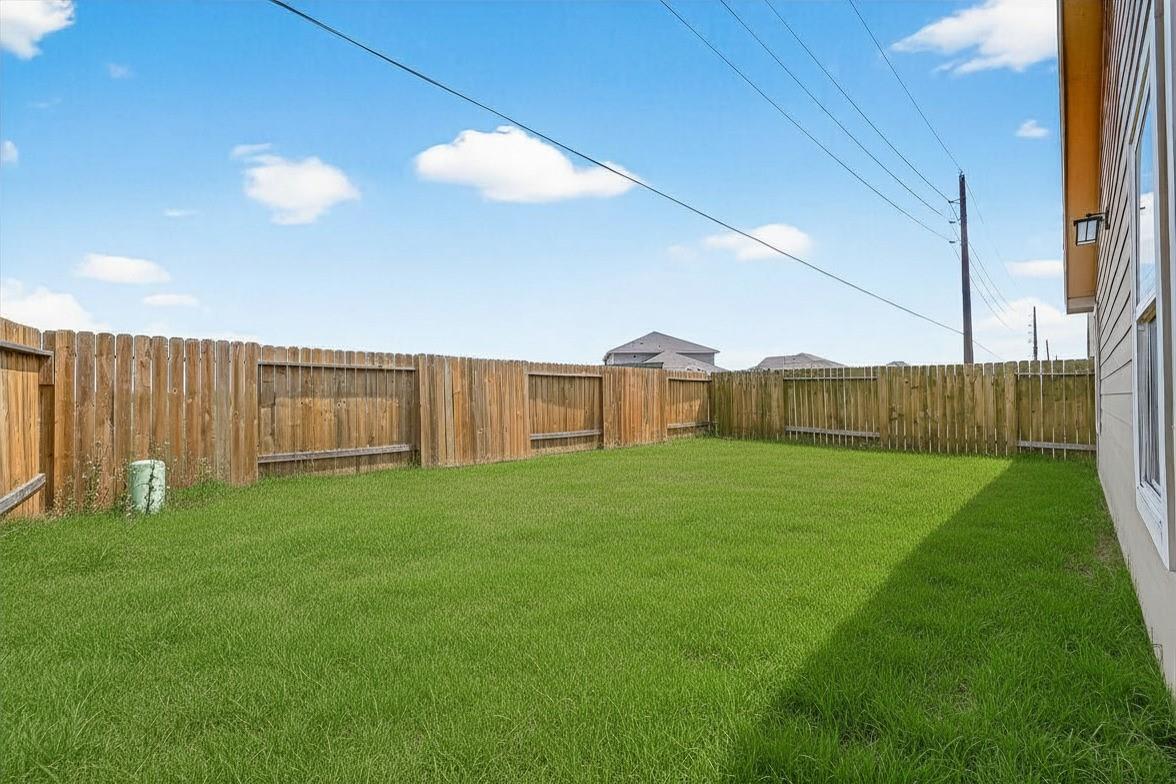 6823 Escondido Drive