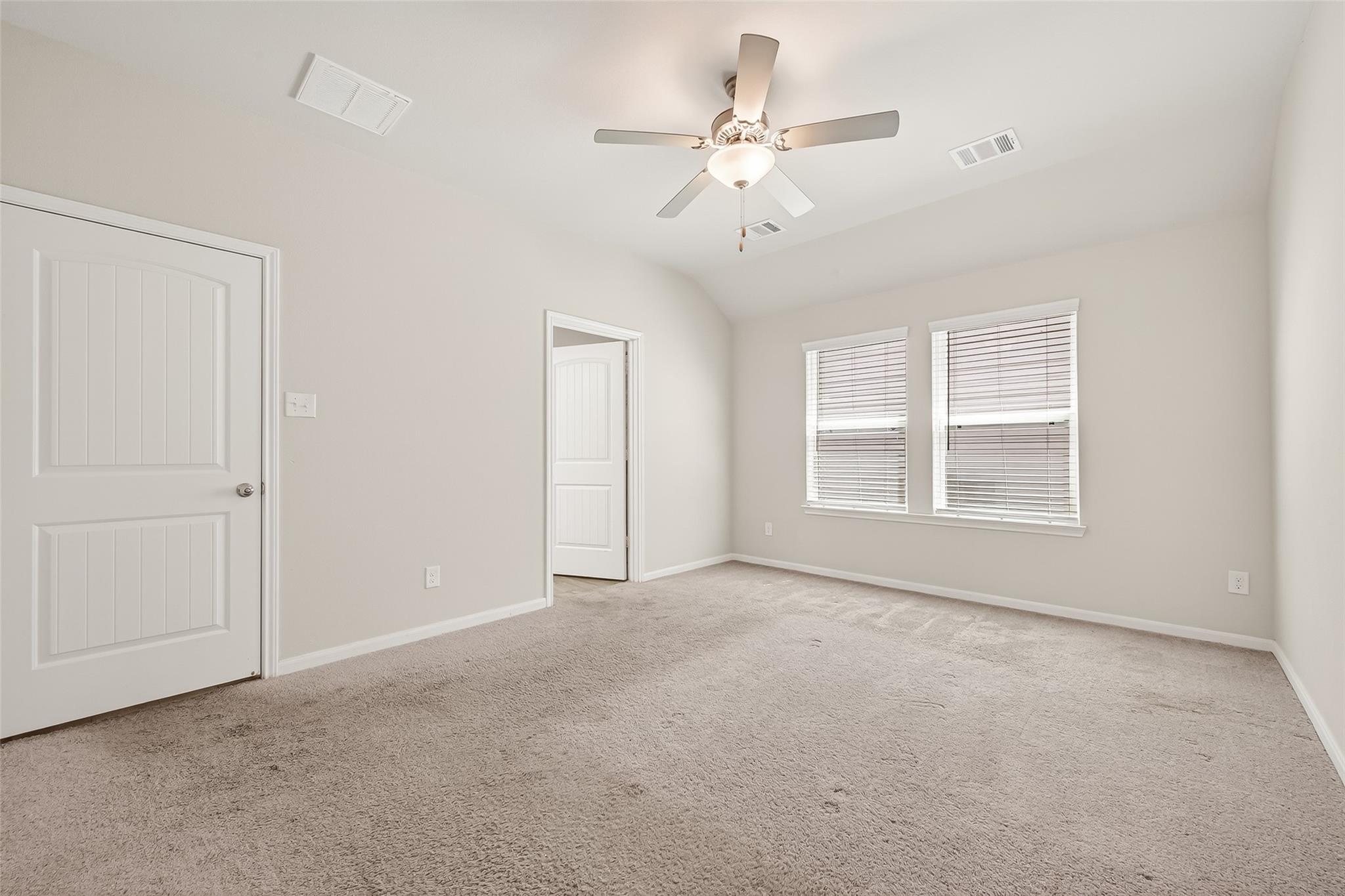 6823 Escondido Drive