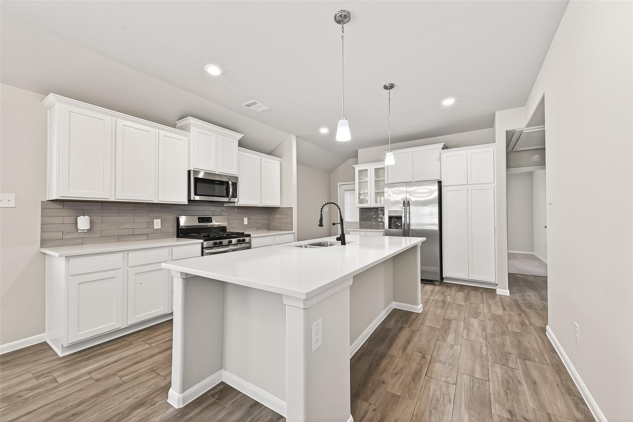 6823 Escondido Drive