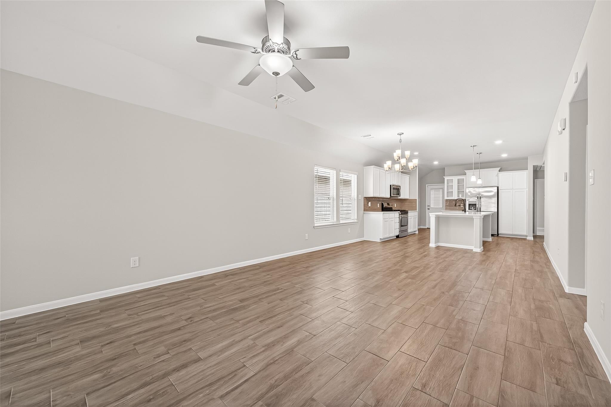 6823 Escondido Drive