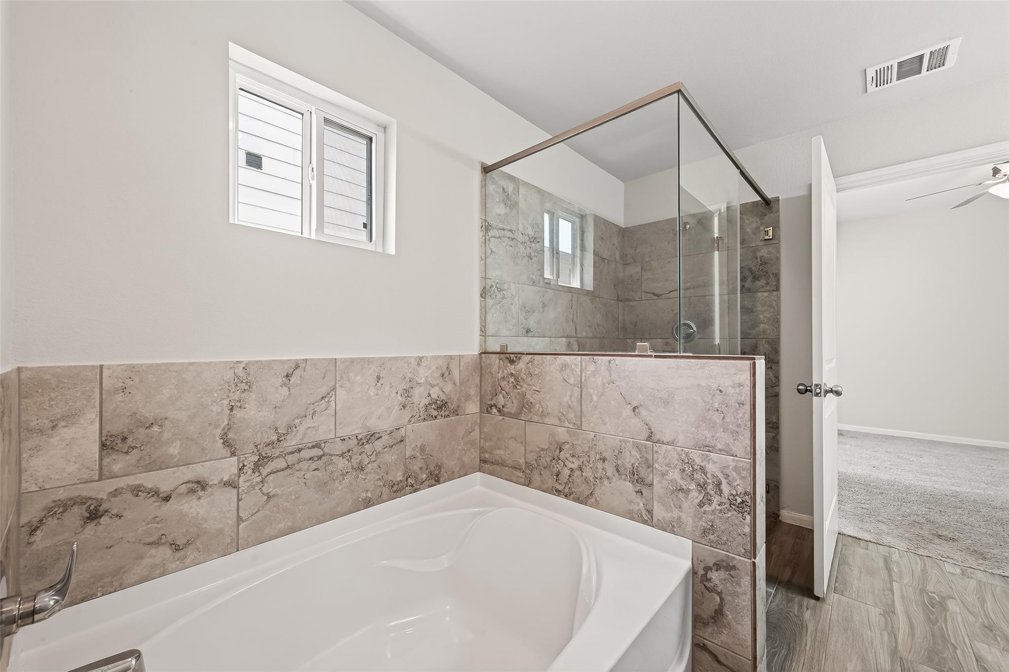 6823 Escondido Drive