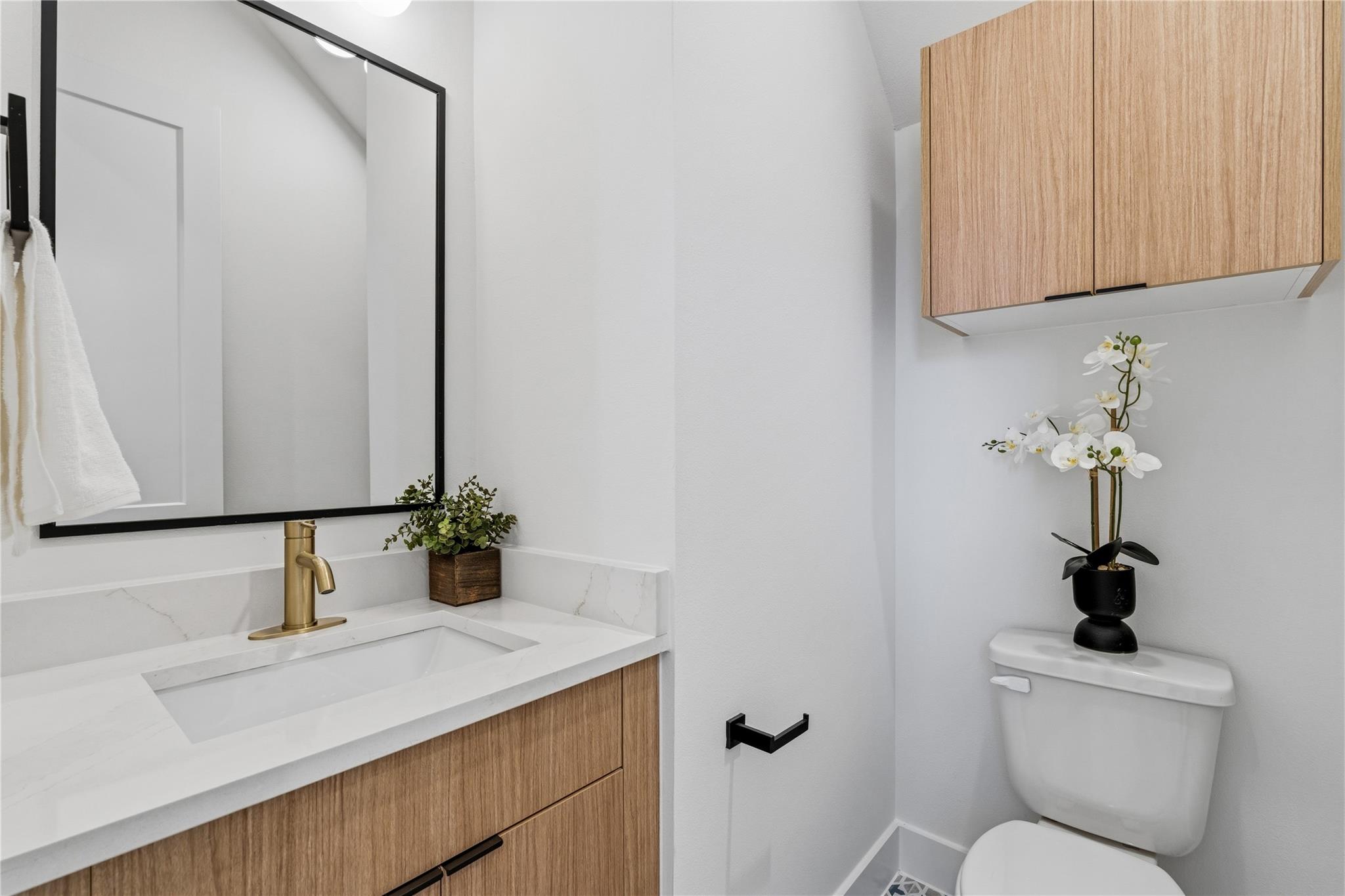 4608 A/B & 4610 Gunter Street