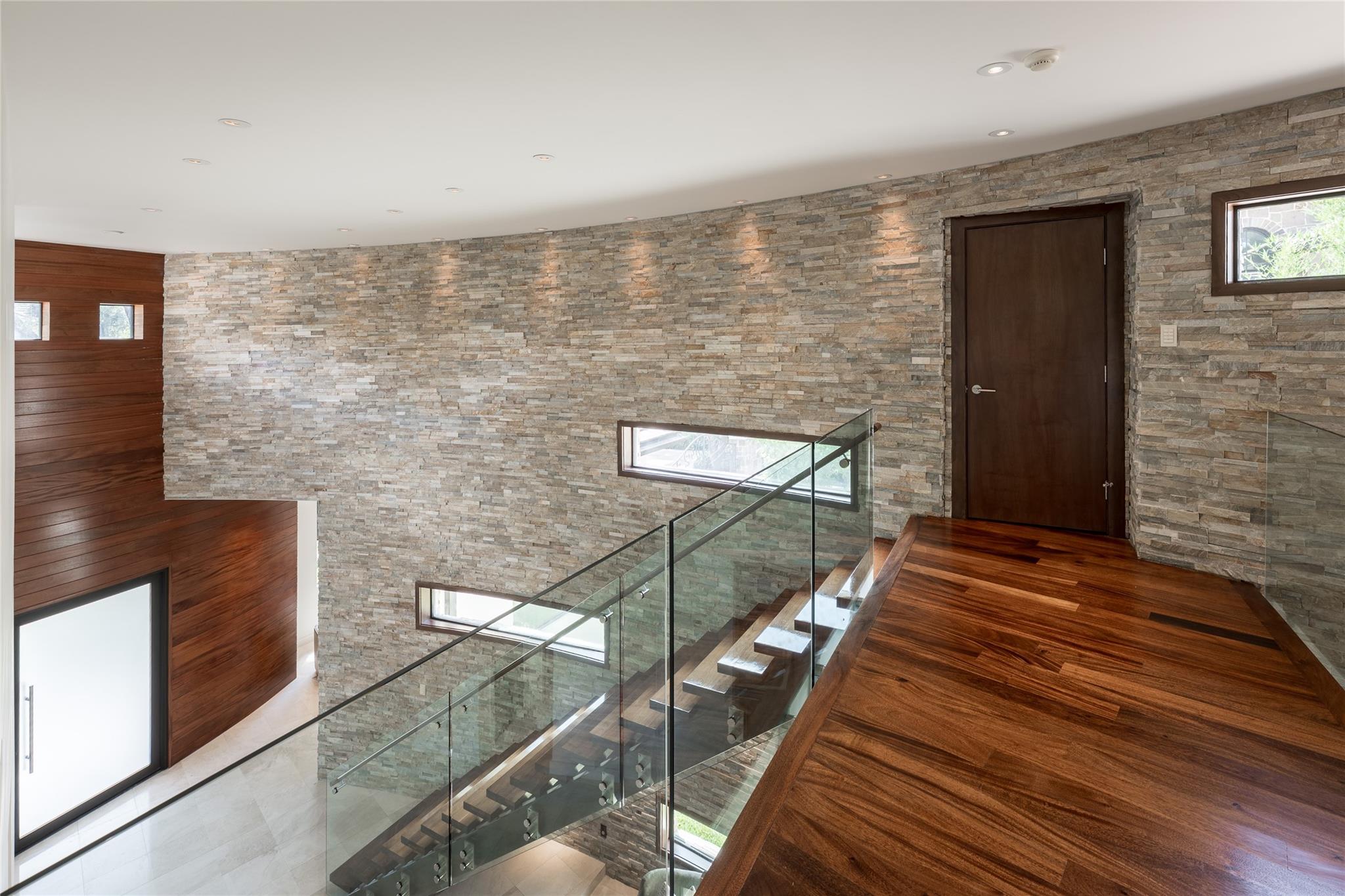309 Glenwood Drive