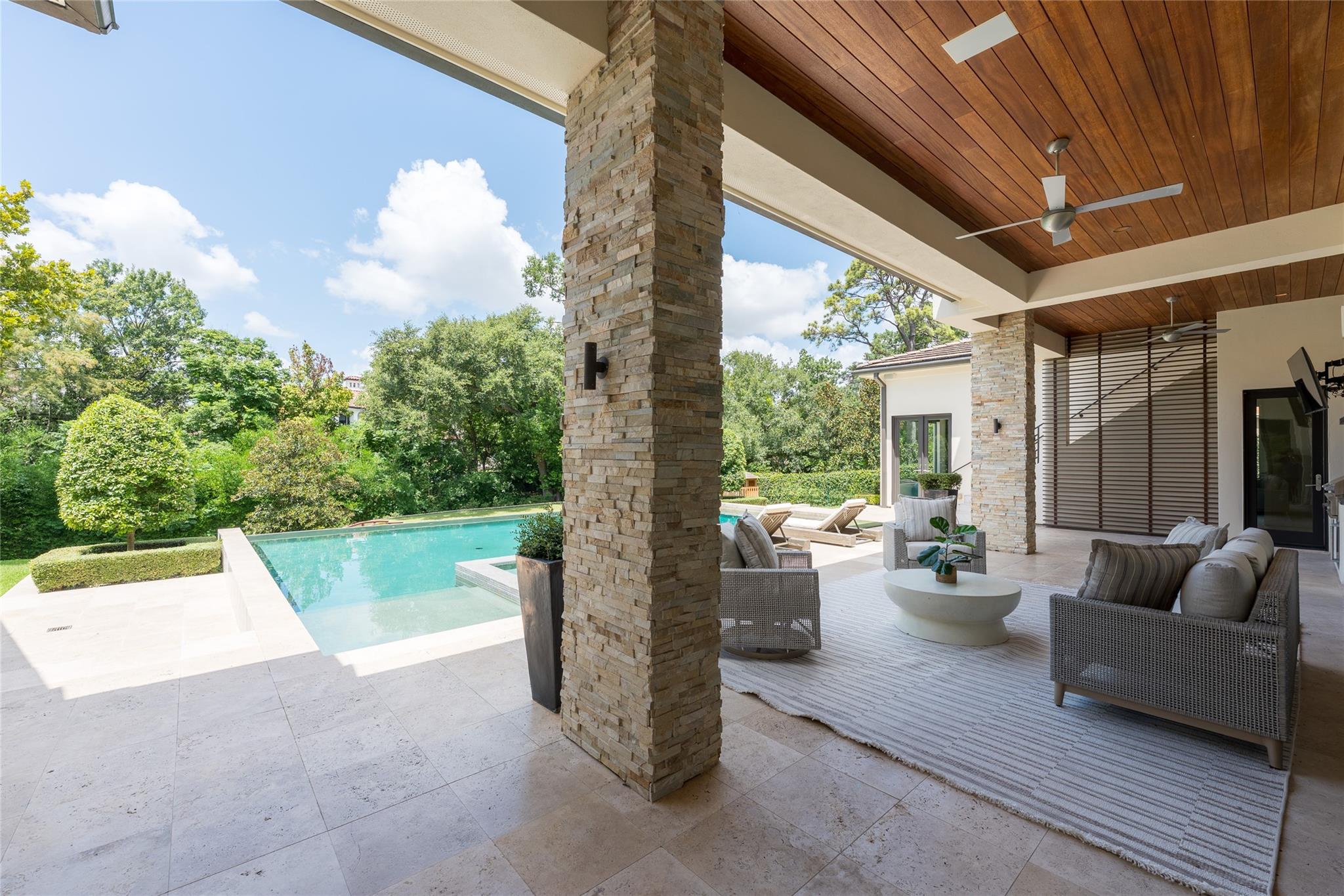 309 Glenwood Drive