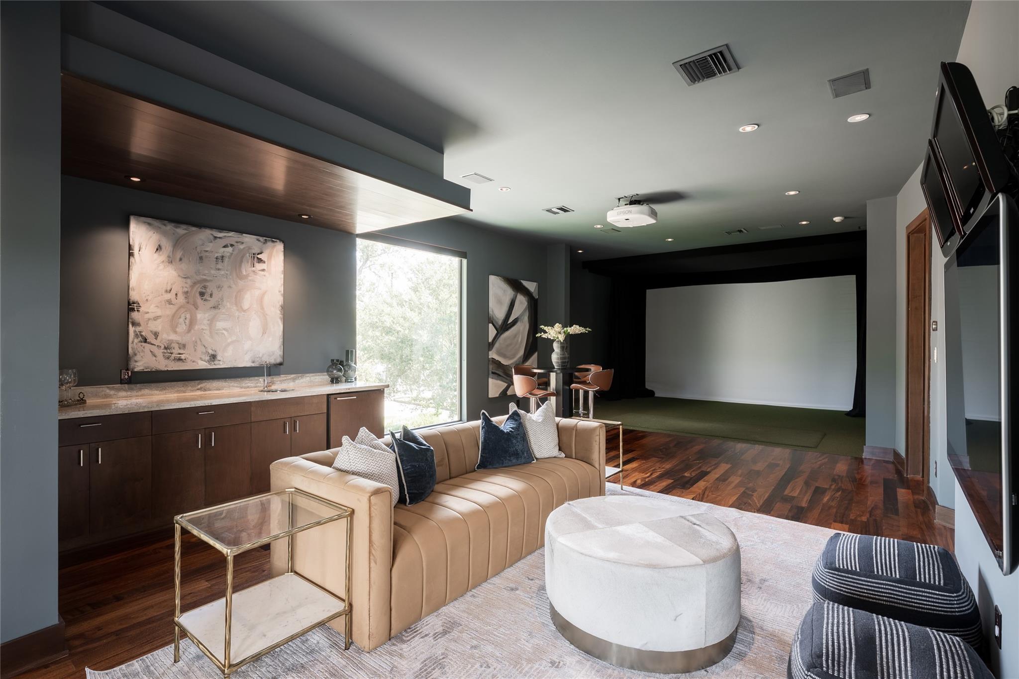309 Glenwood Drive