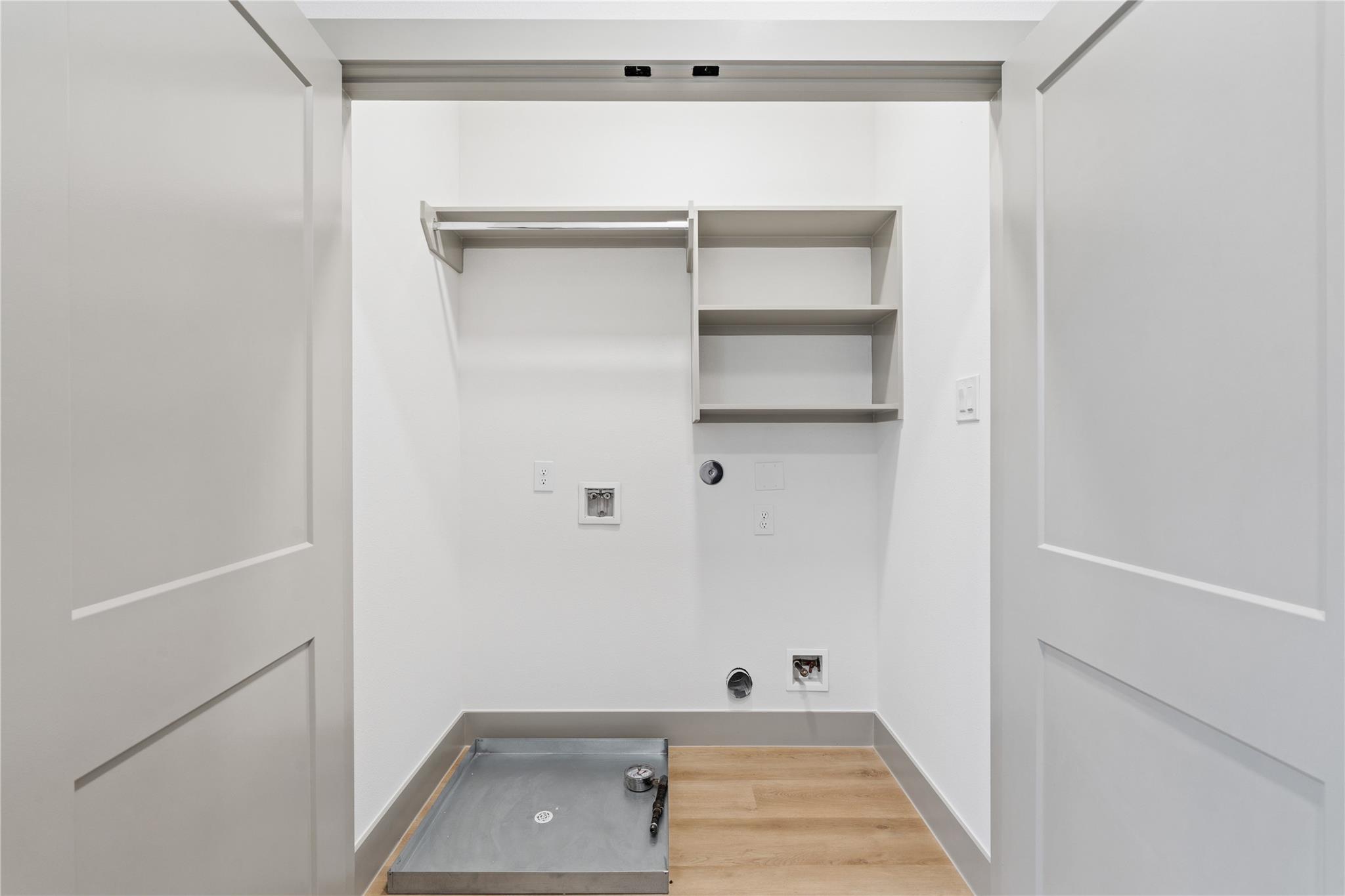 2957 Delafield Street