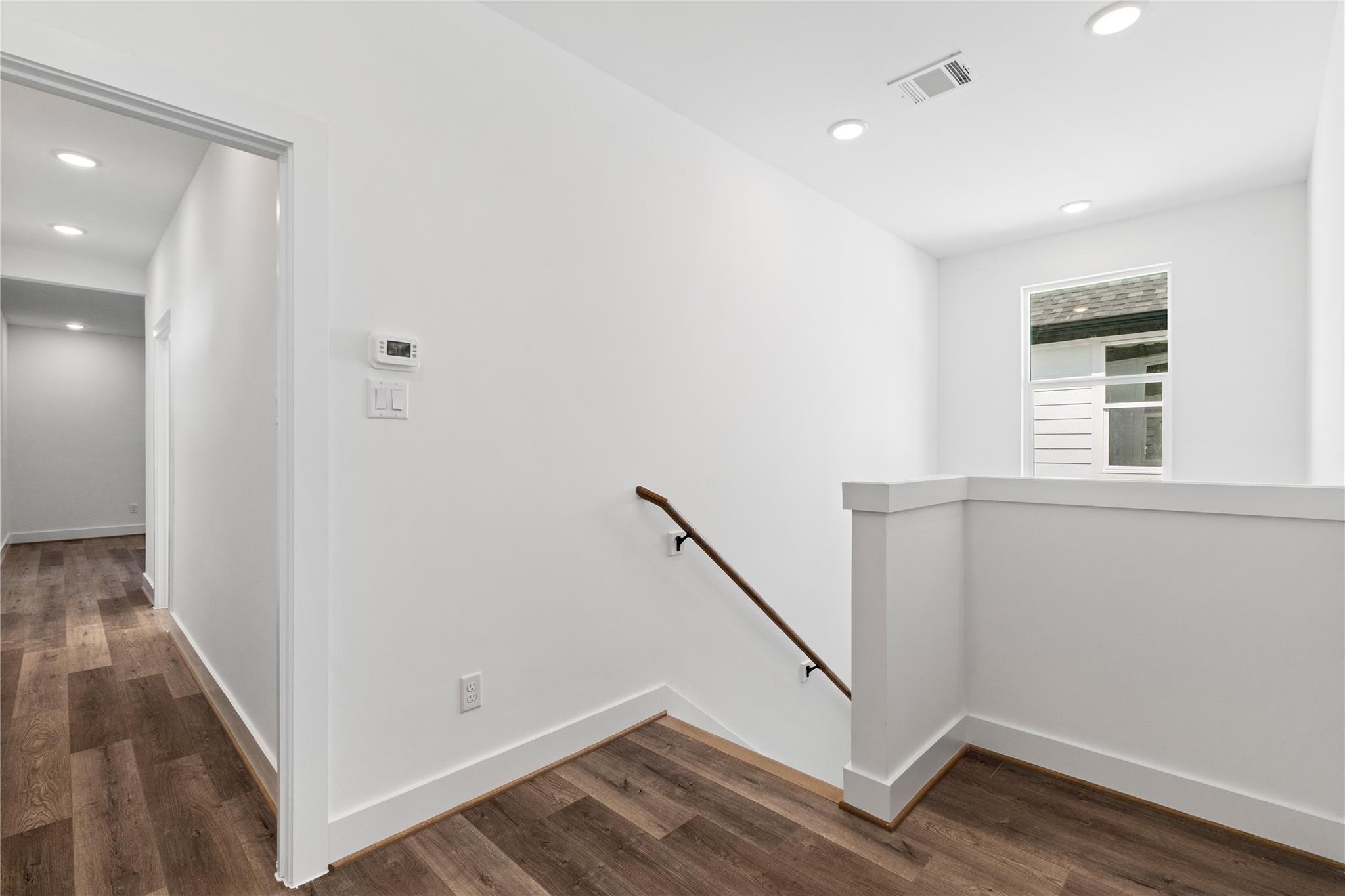 1031 S Victory Drive