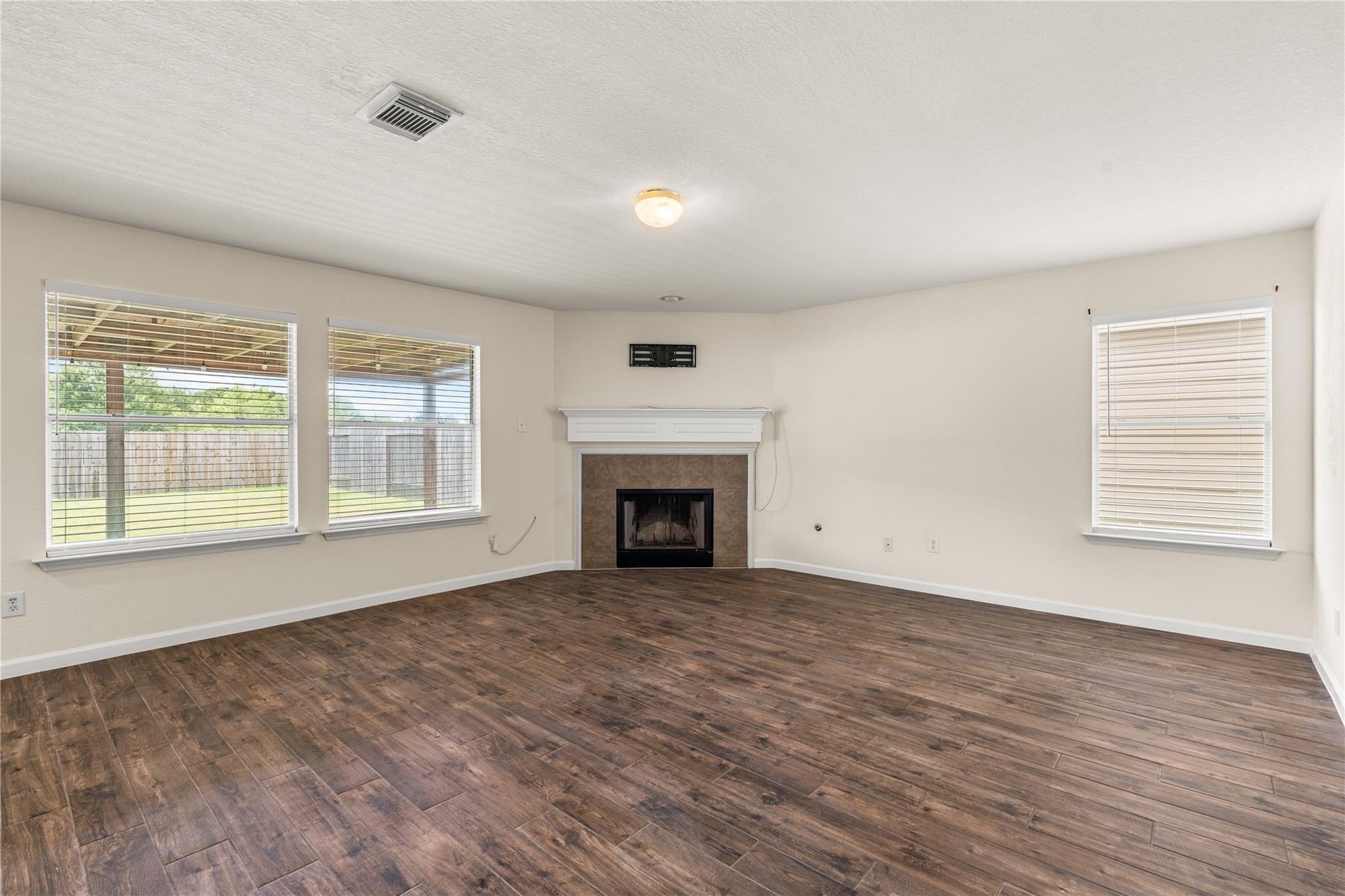 4035 Mt Whitney Way