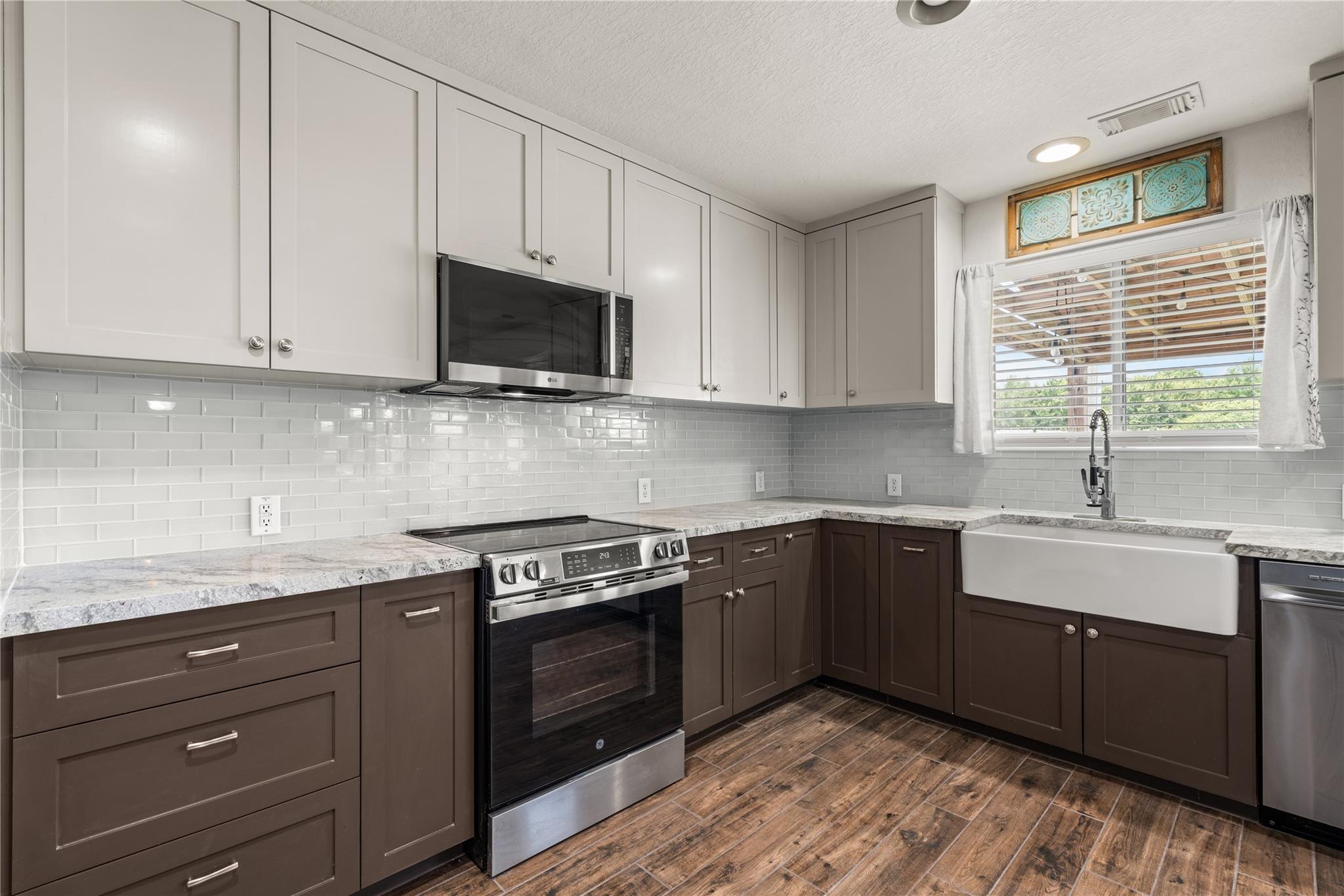 4035 Mt Whitney Way