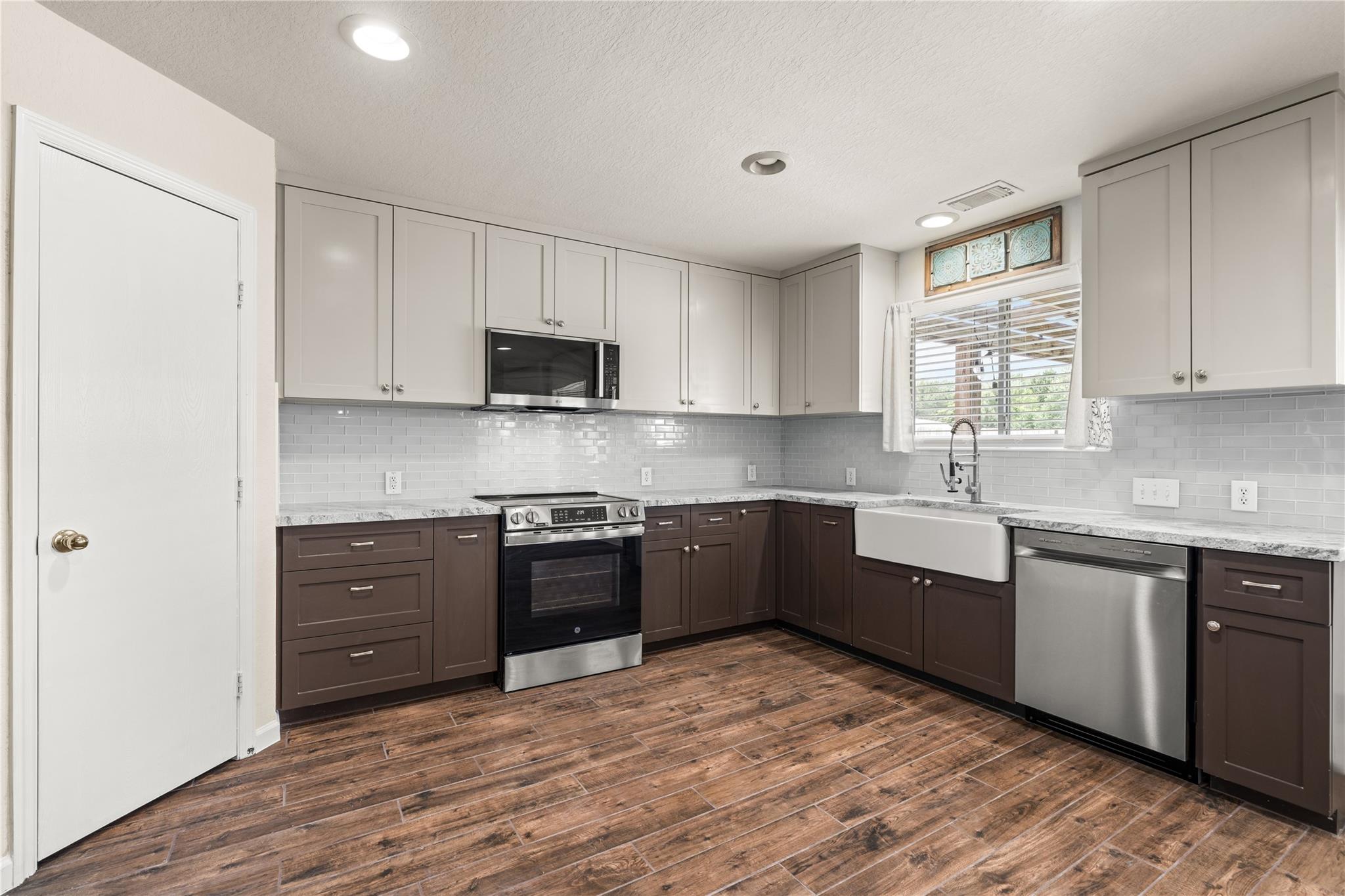 4035 Mt Whitney Way