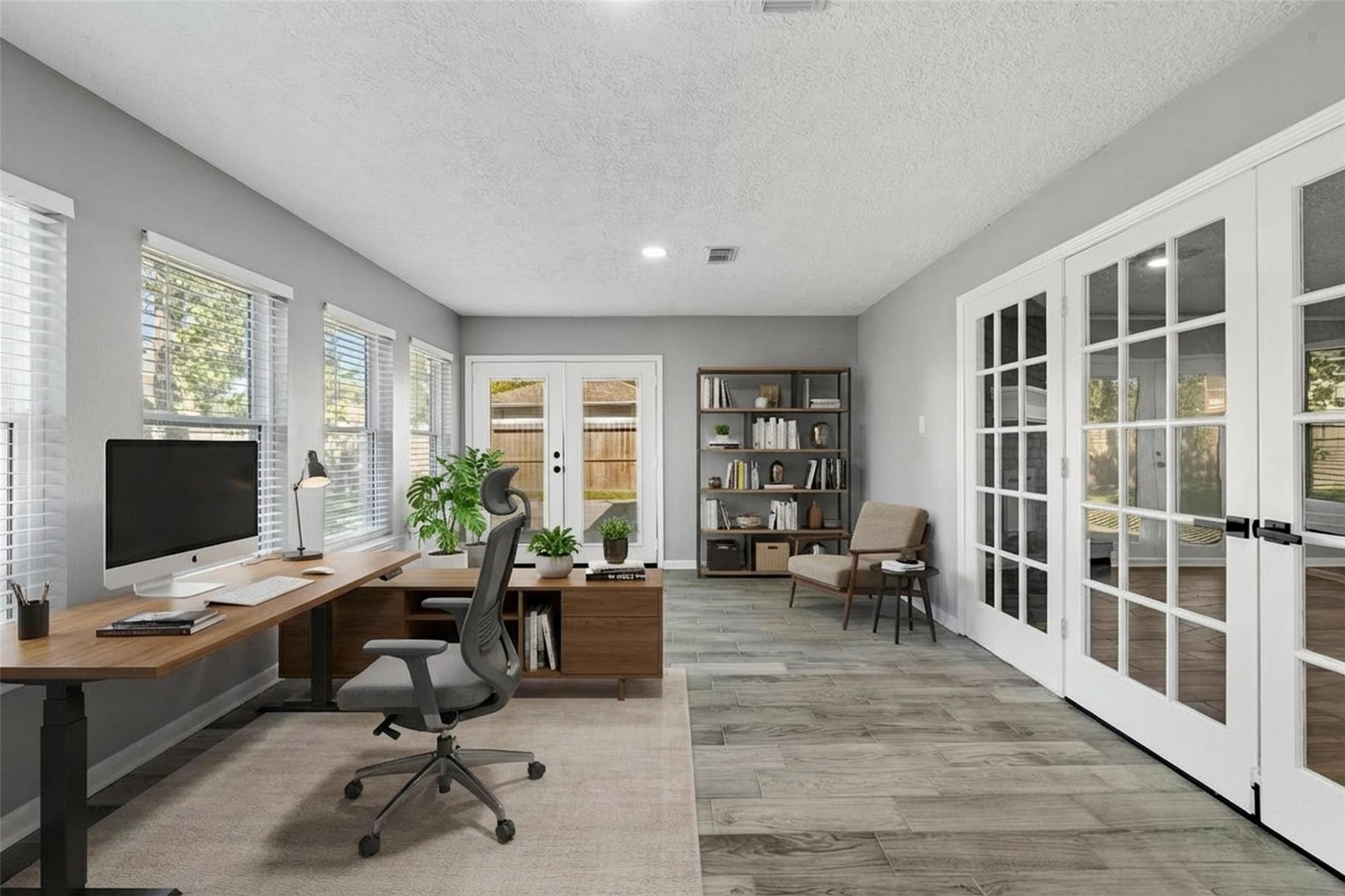1119 Woodland Drive