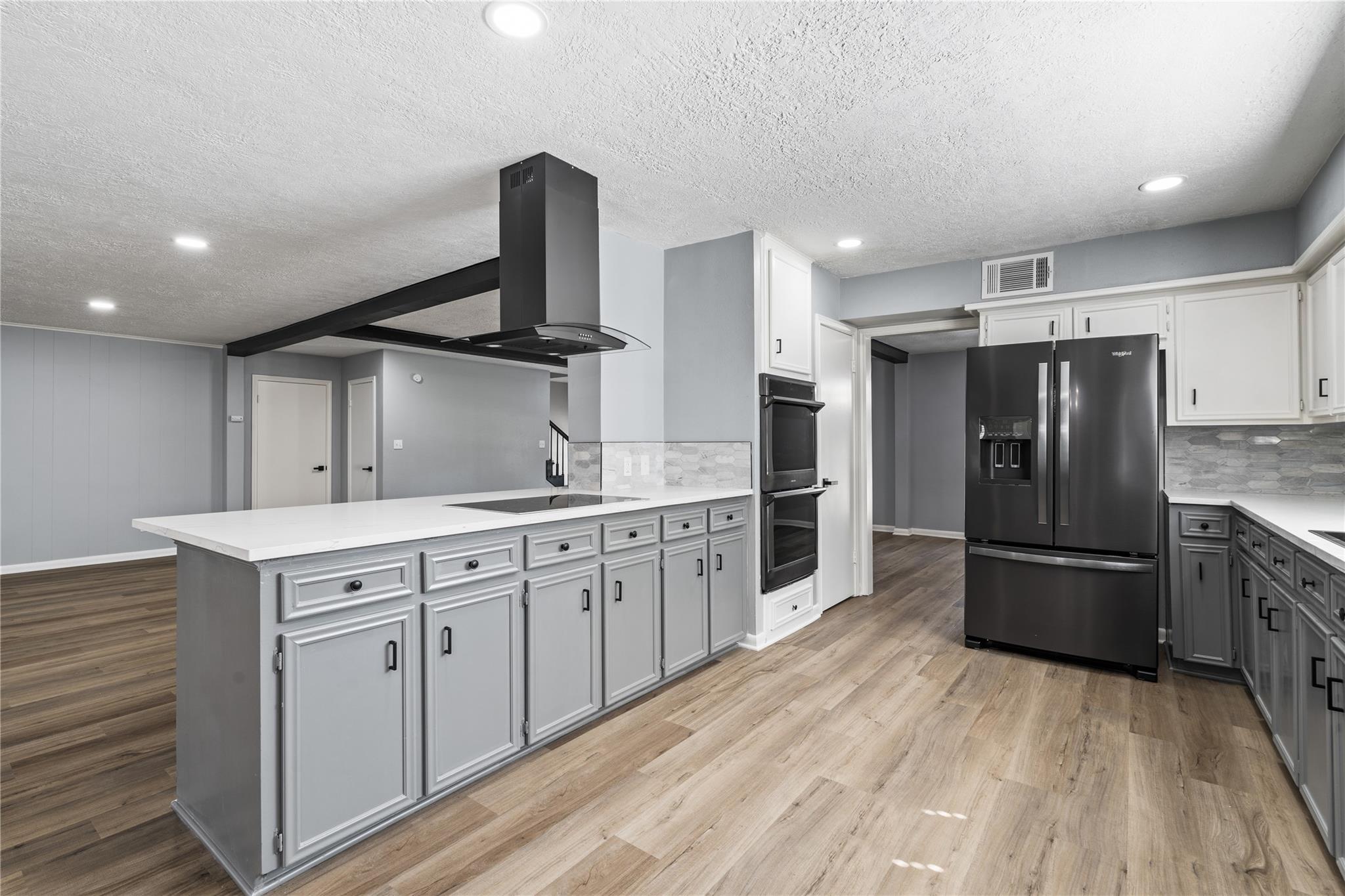 1119 Woodland Drive