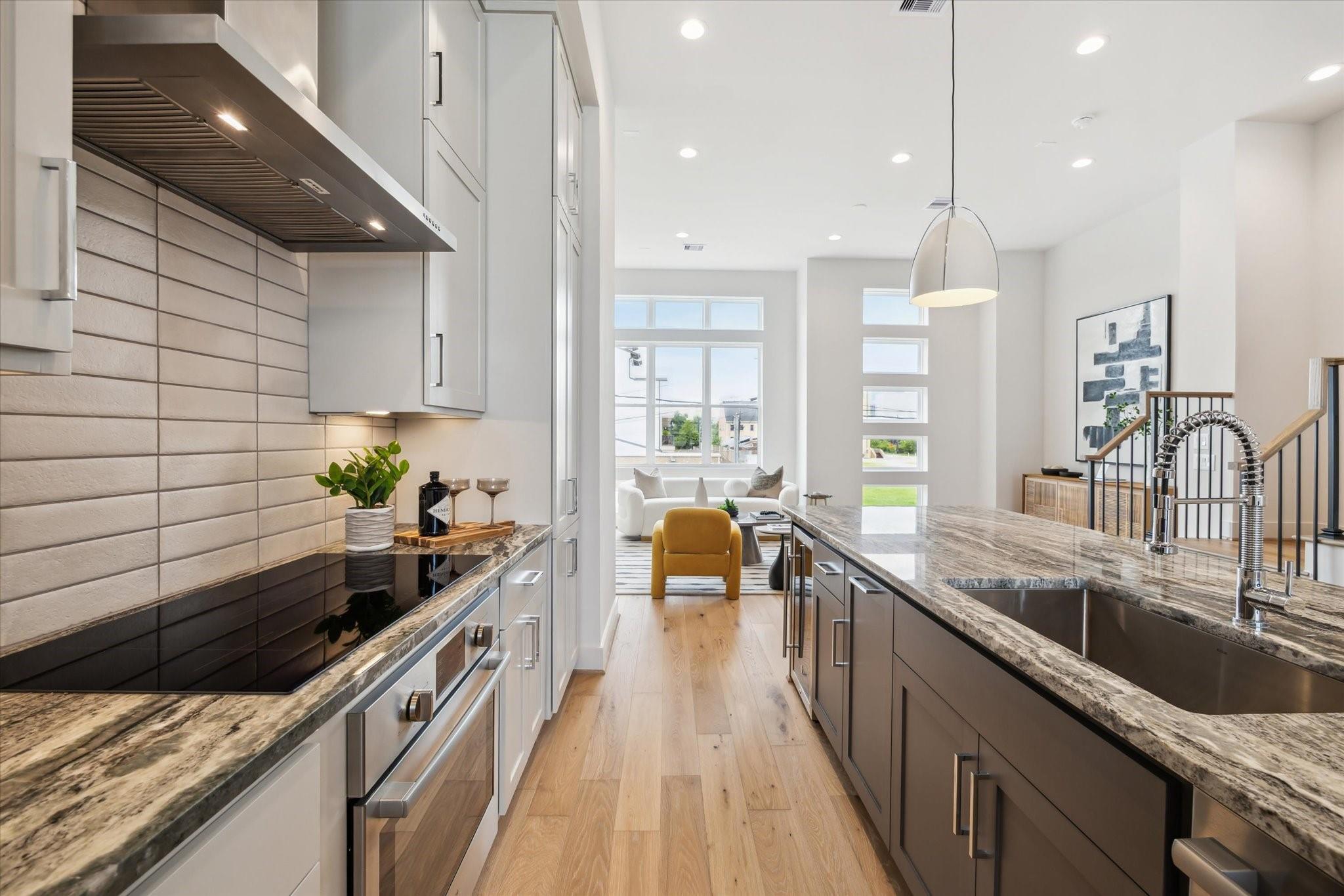 2119 Emancipation Avenue