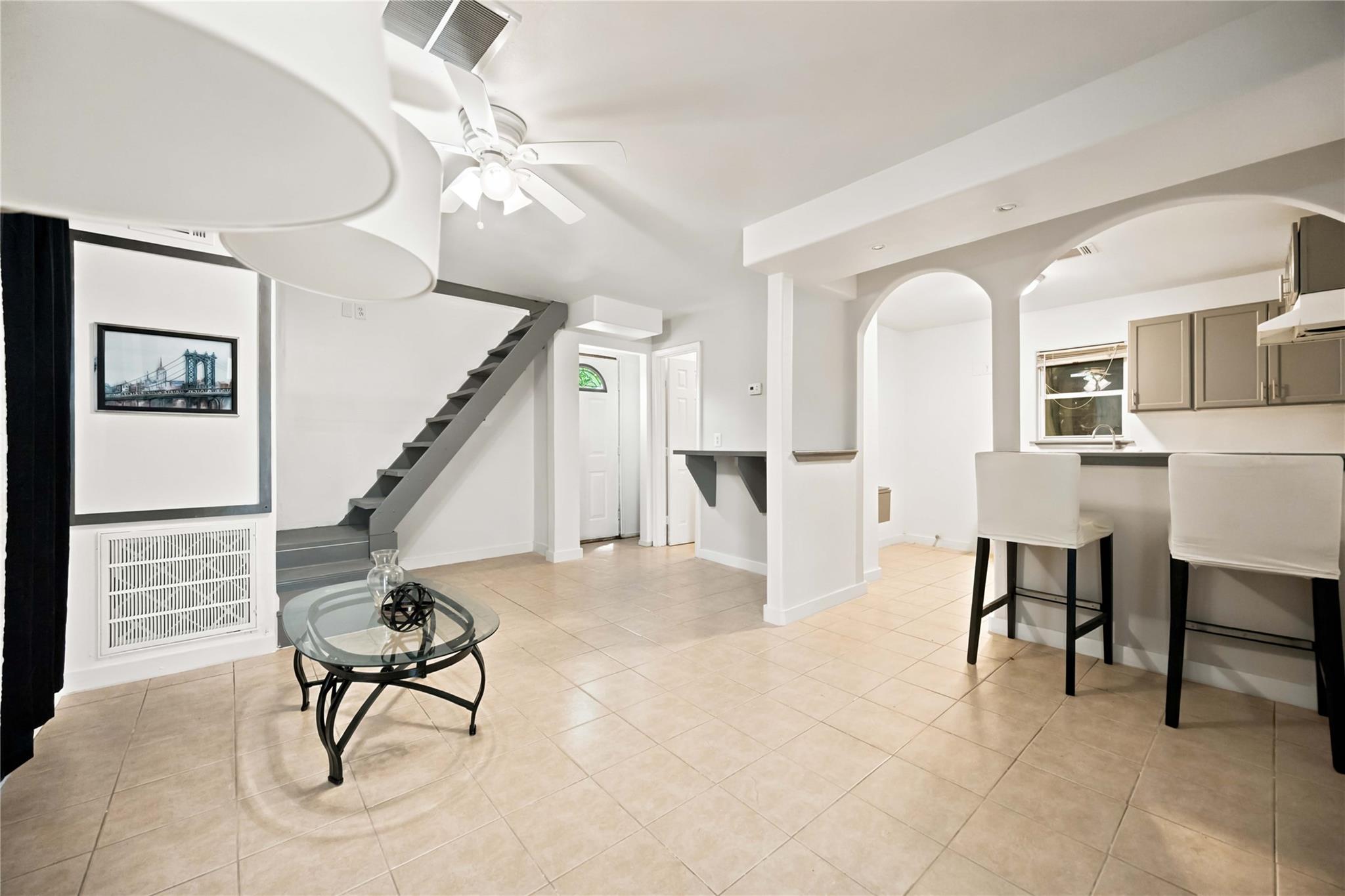 824 W 17th Street # D