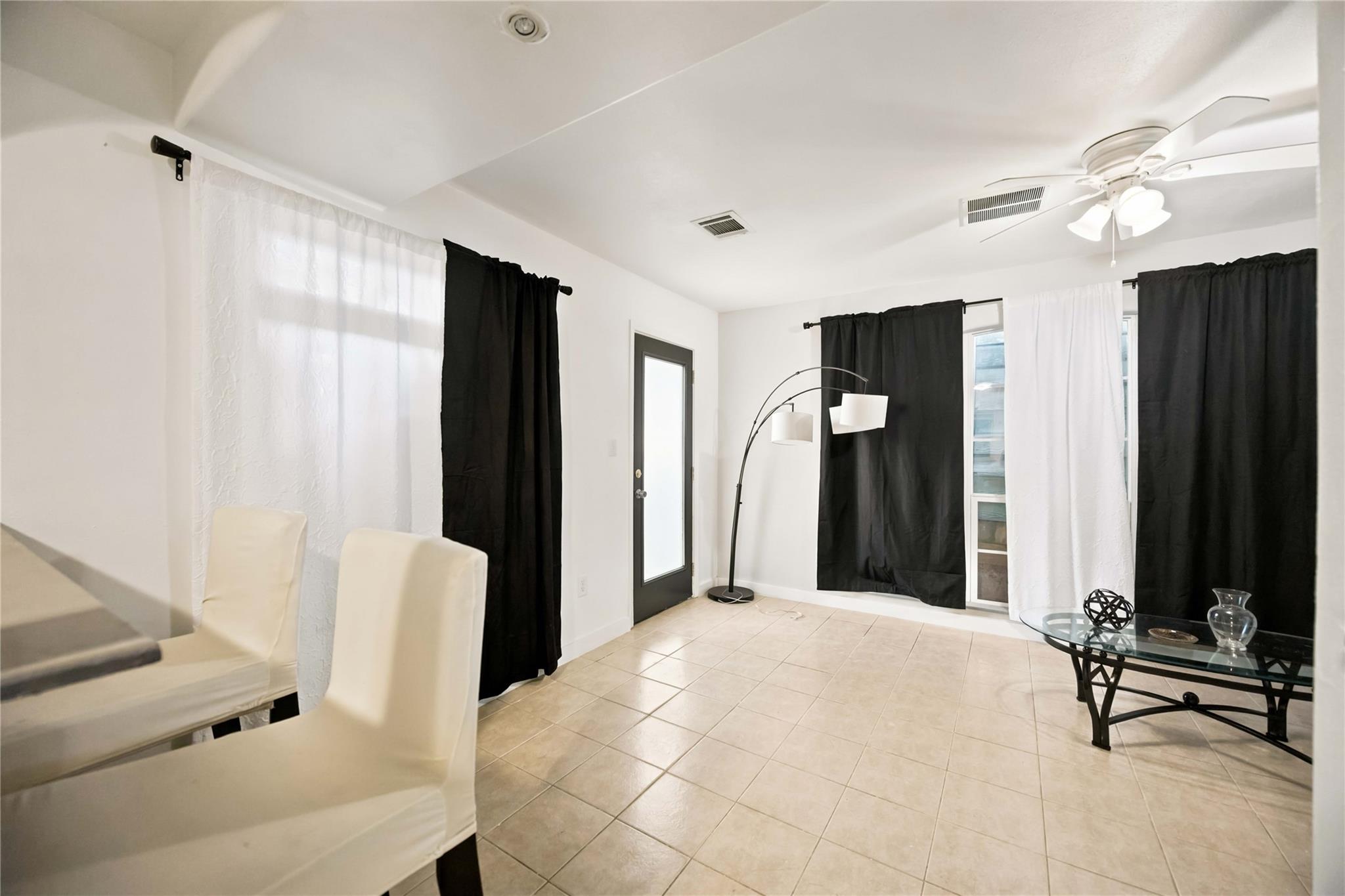 824 W 17th Street # D