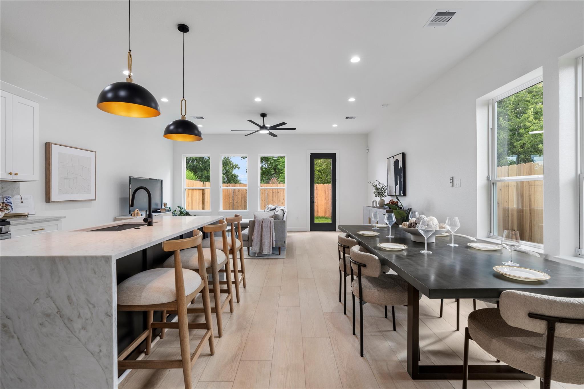 3628 Seabrook Street, Houston