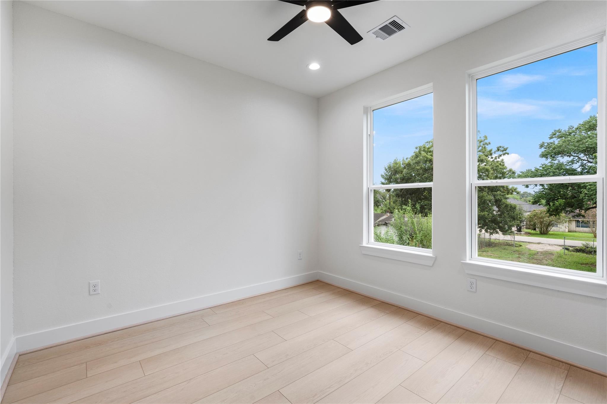 3628 Seabrook Street, Houston