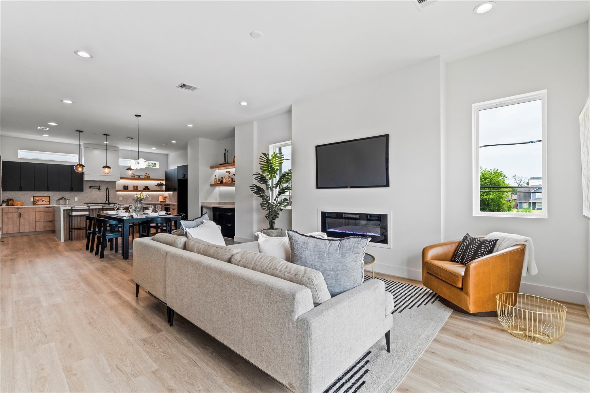 4436 Oats Street, Houston