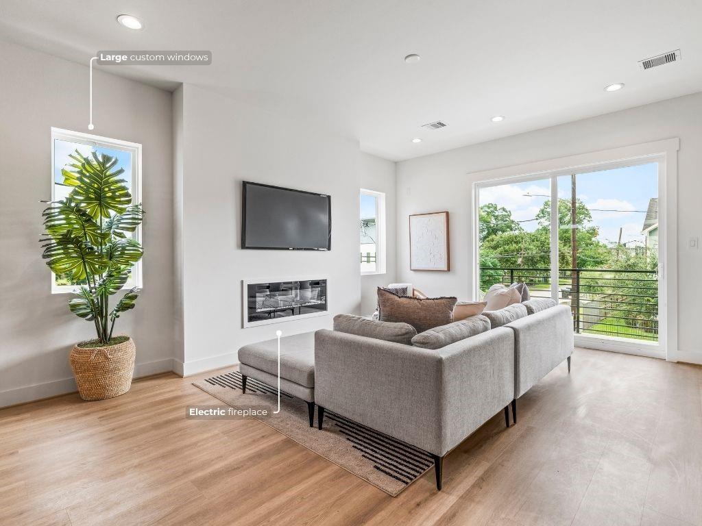 4436 Oats Street, Houston