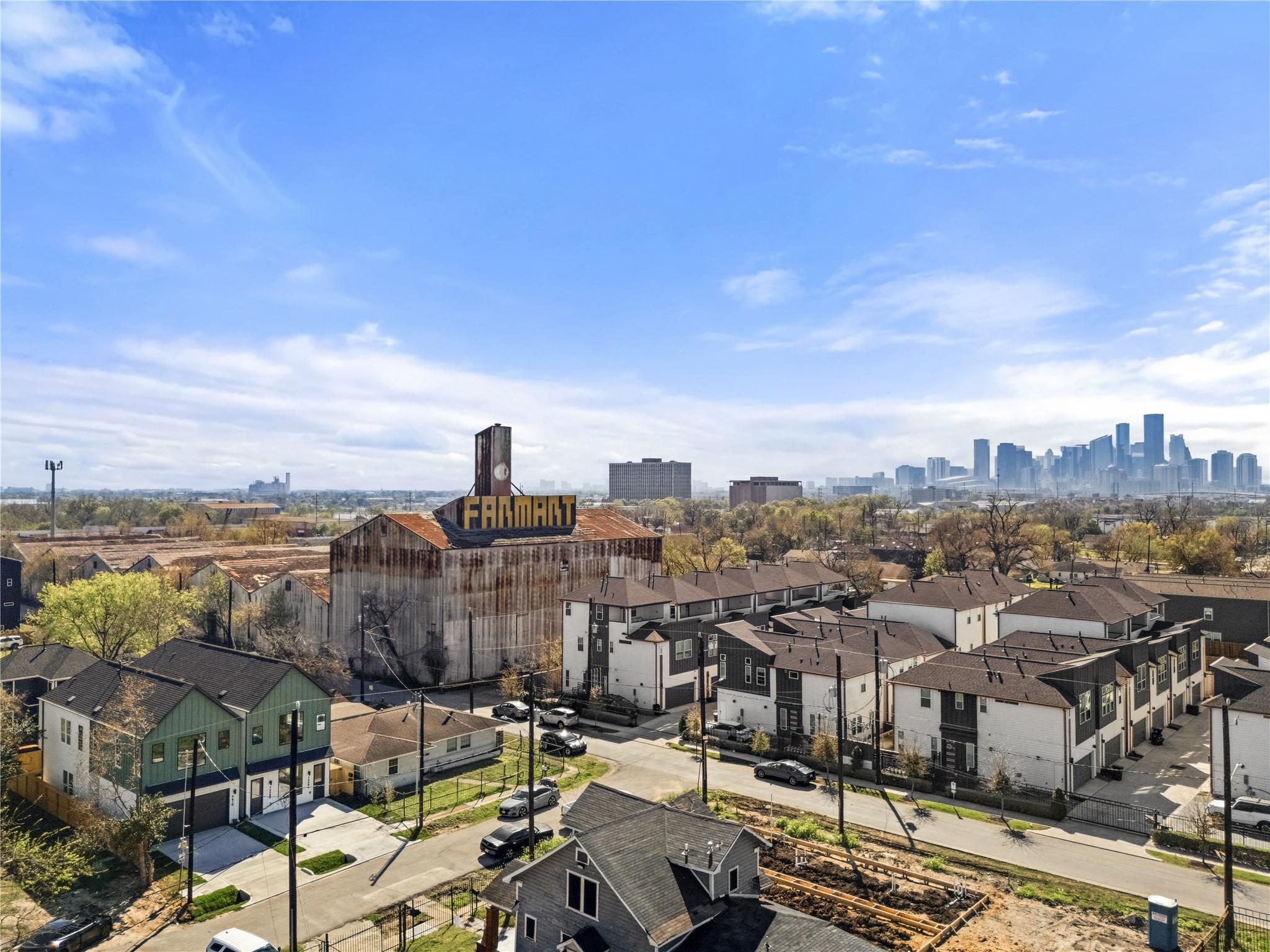 4608 A/B & 4610 Gunter Street