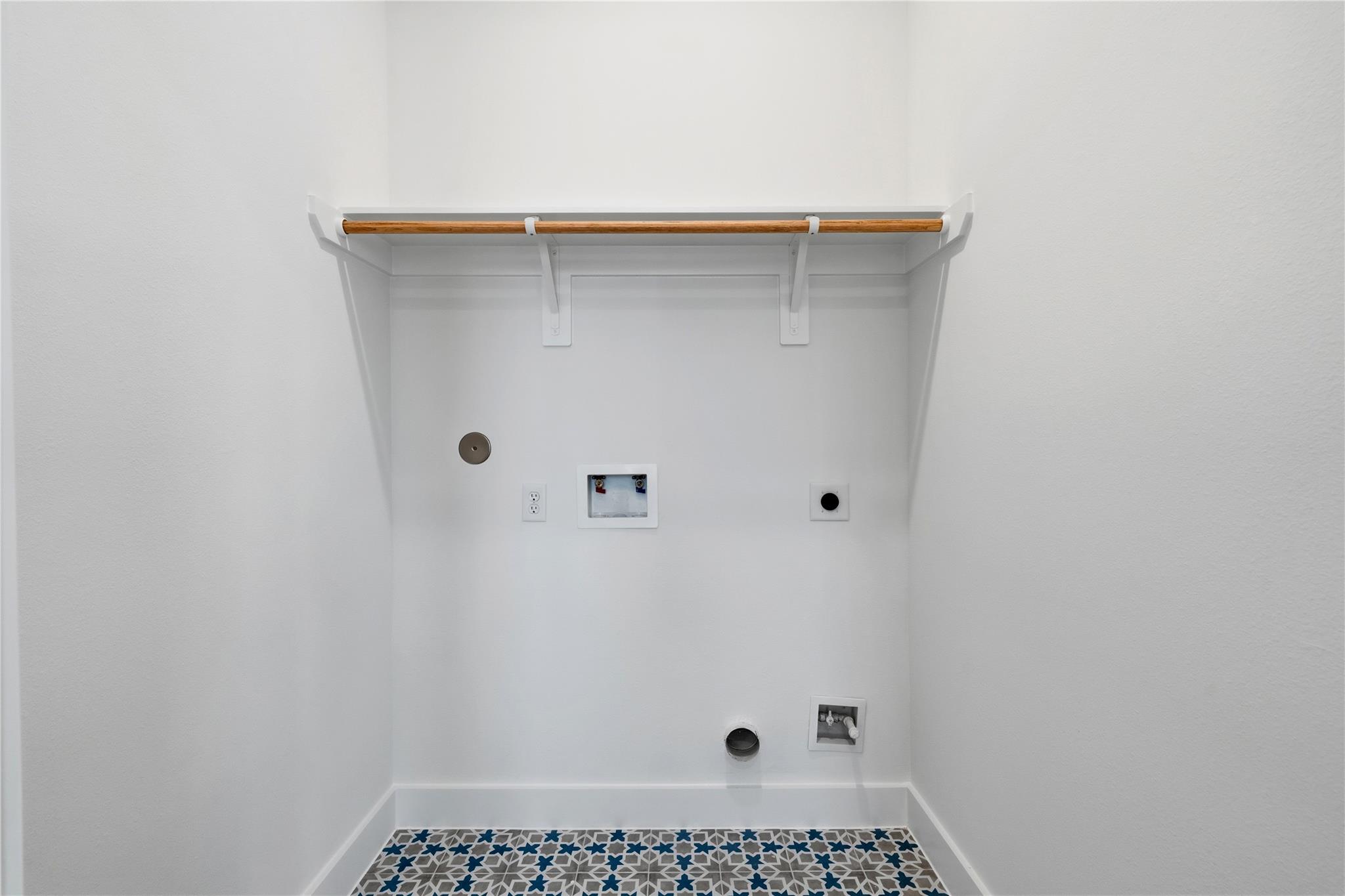 4608 A/B & 4610 Gunter Street