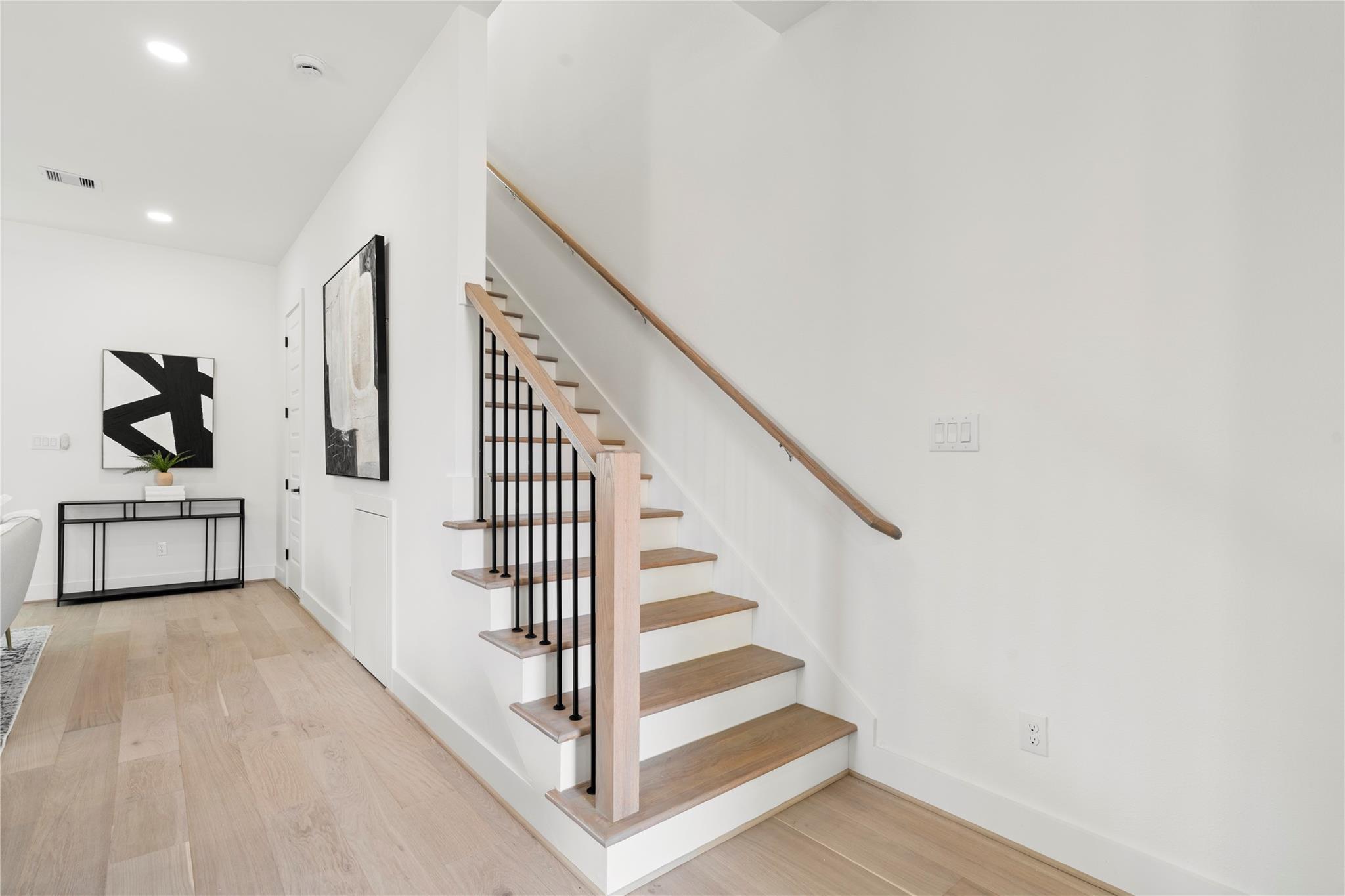 4108 Cortlandt Street
