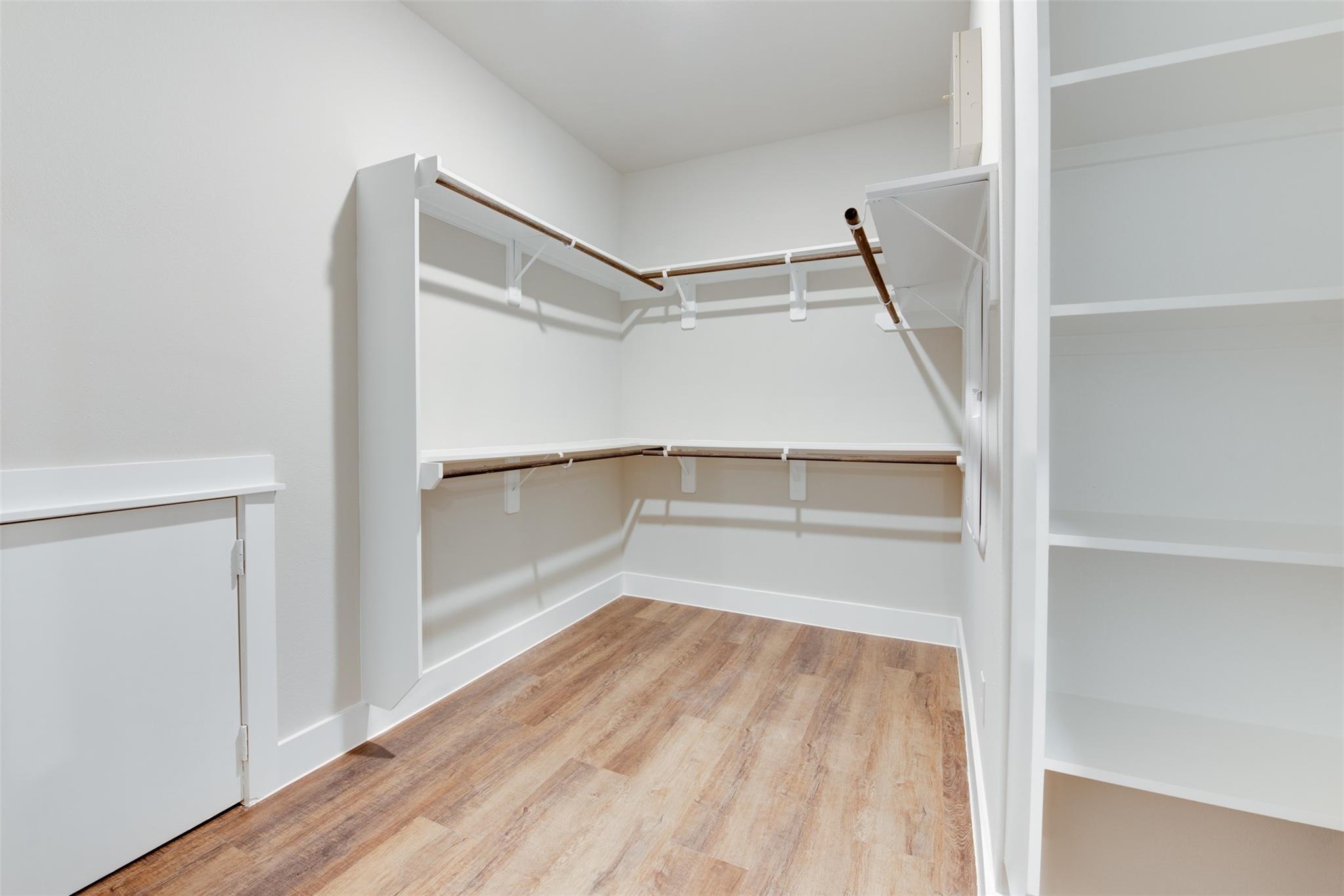 1424 W 34th 1/2 Street