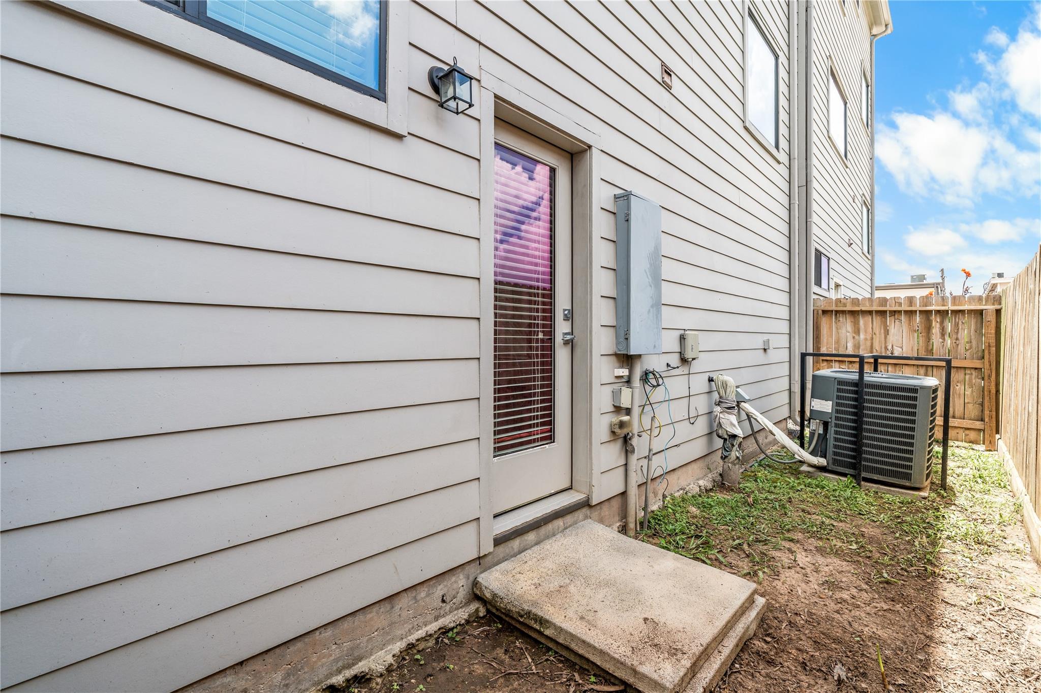 9609 Marlive Lane # B