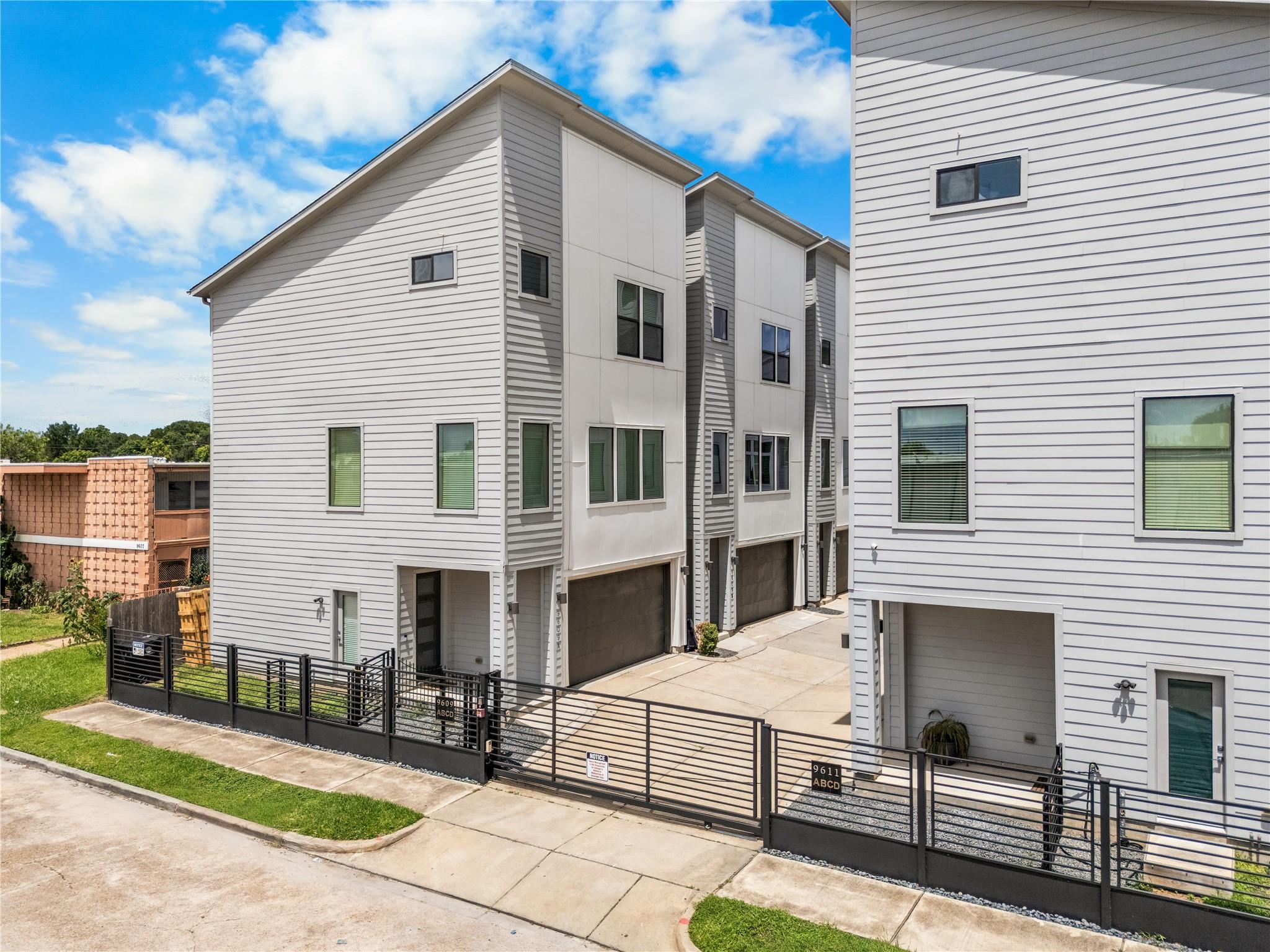 9609 Marlive Lane # B