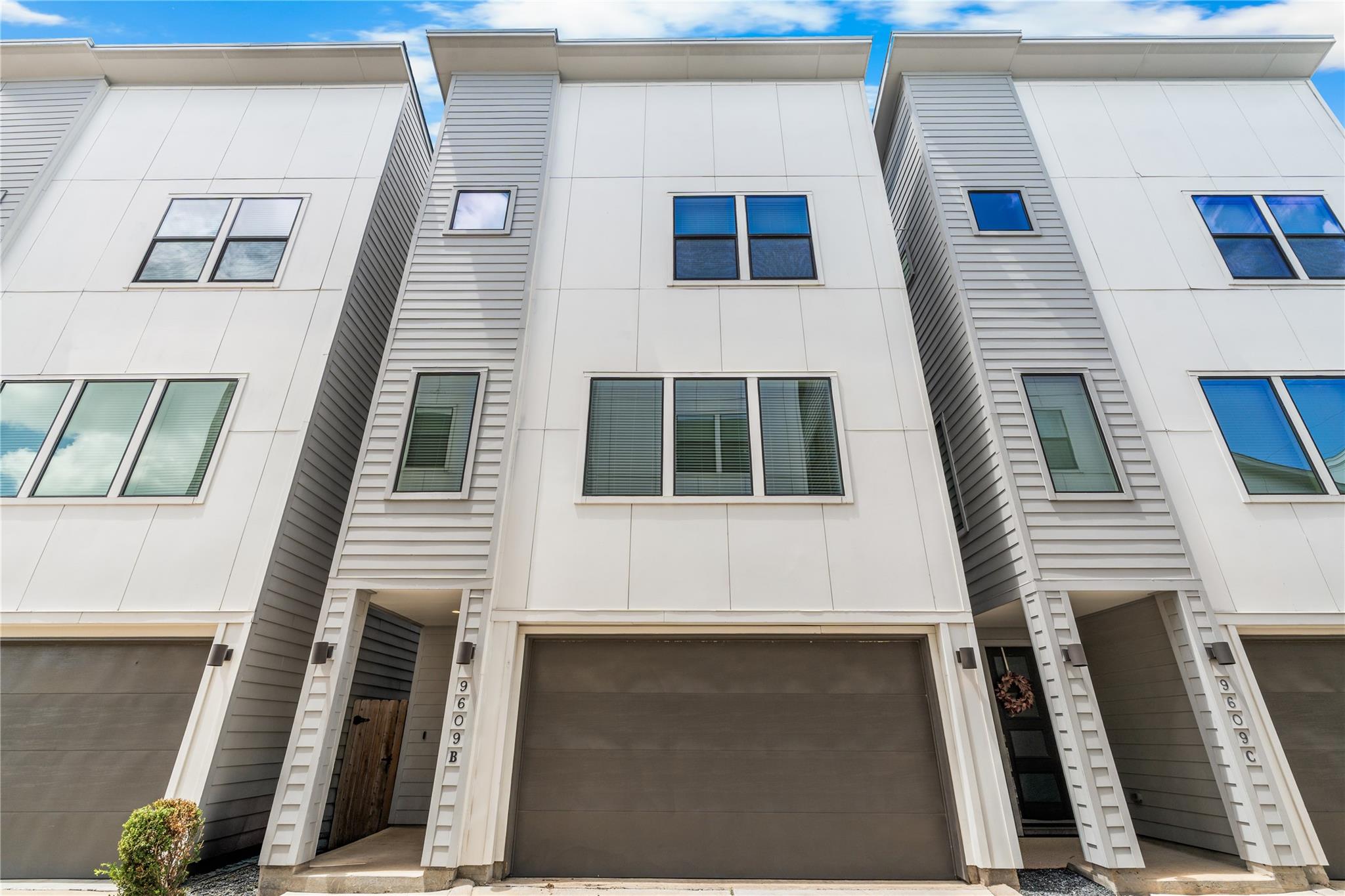 9609 Marlive Lane # B