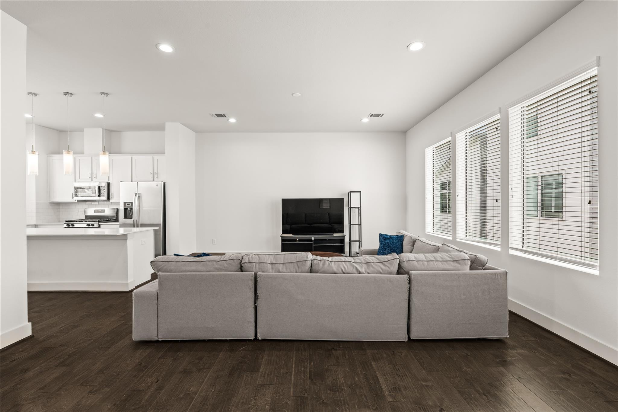 9609 Marlive Lane # B