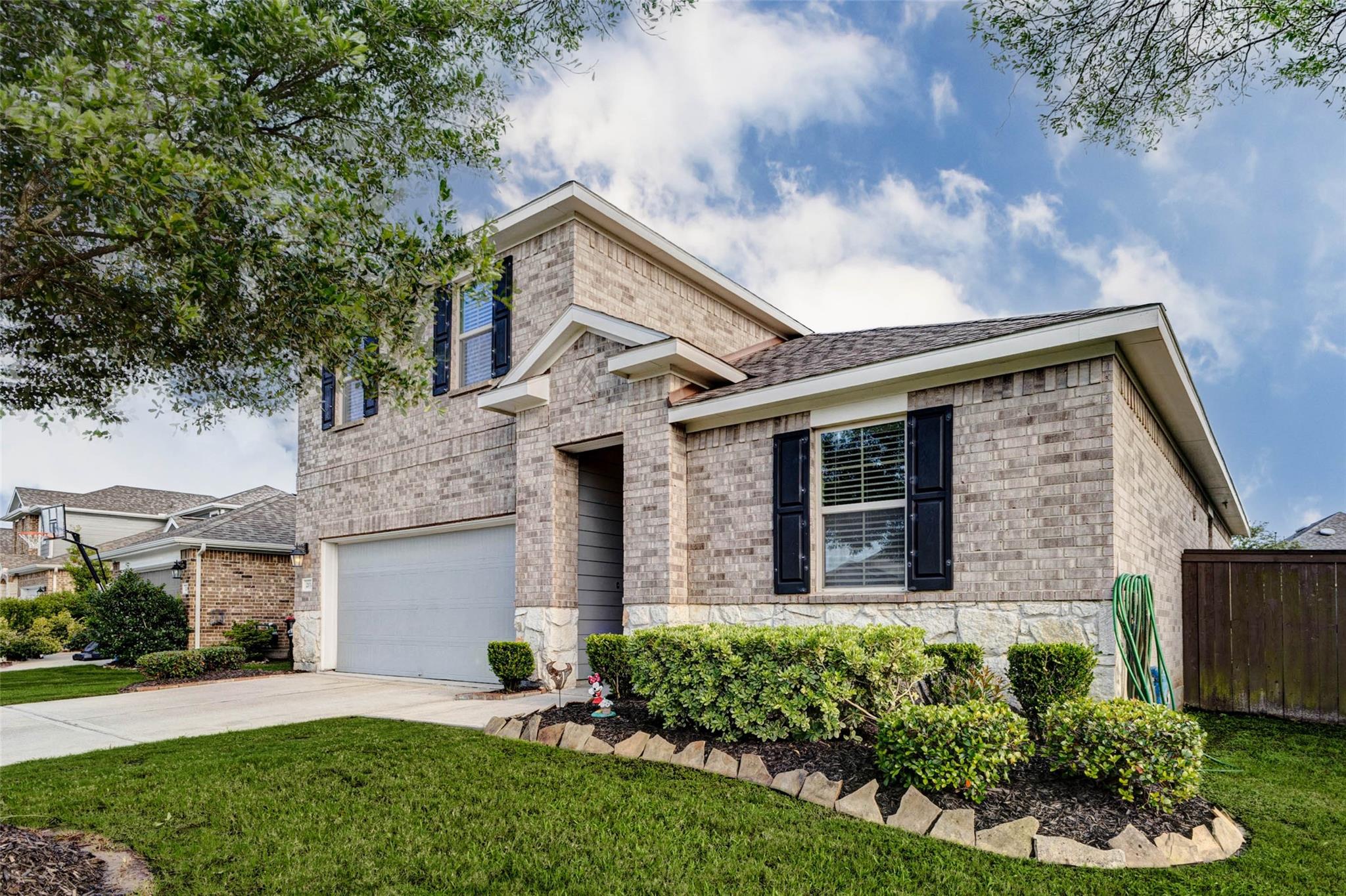 2114 Levant Lane