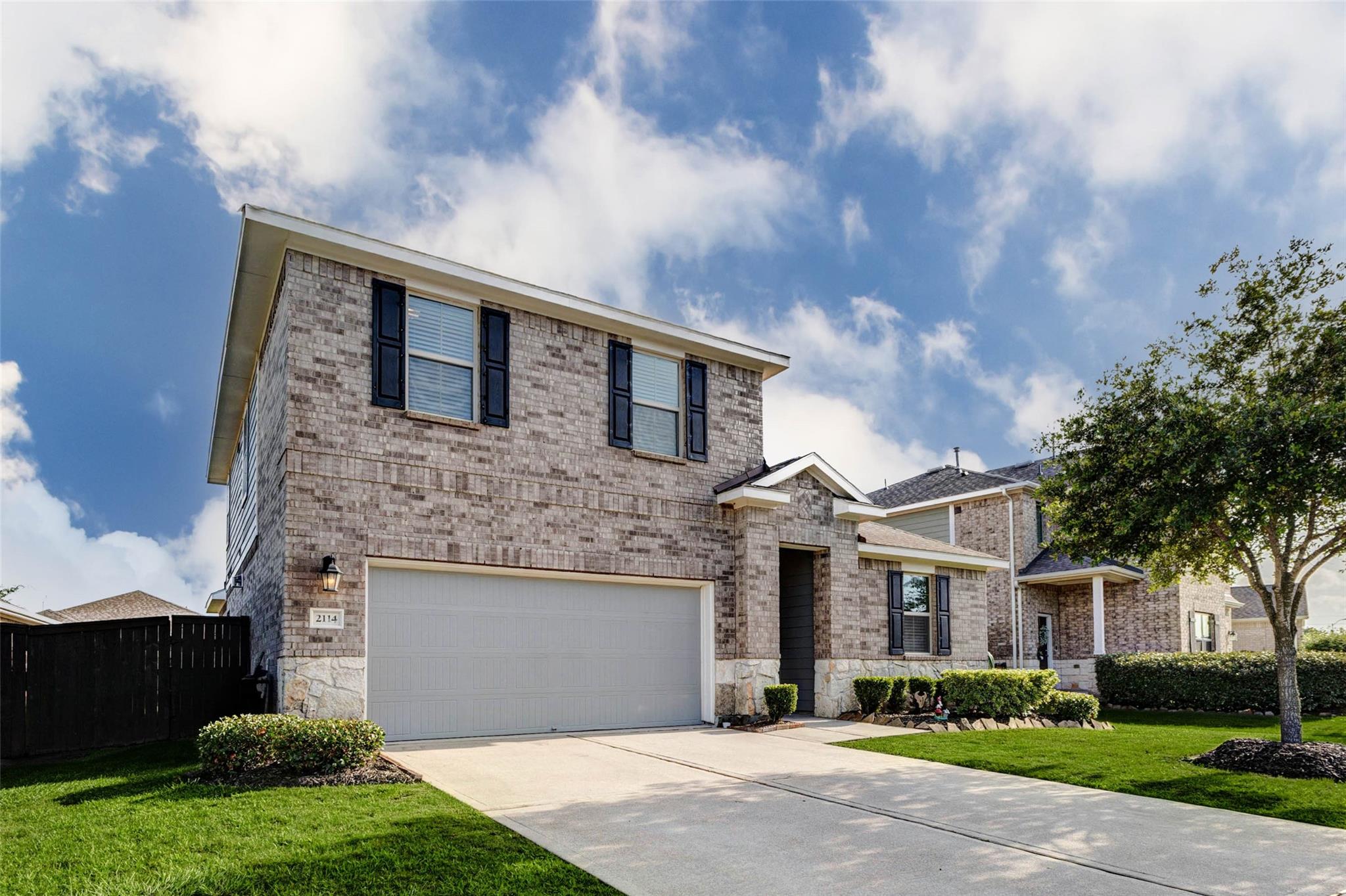 2114 Levant Lane