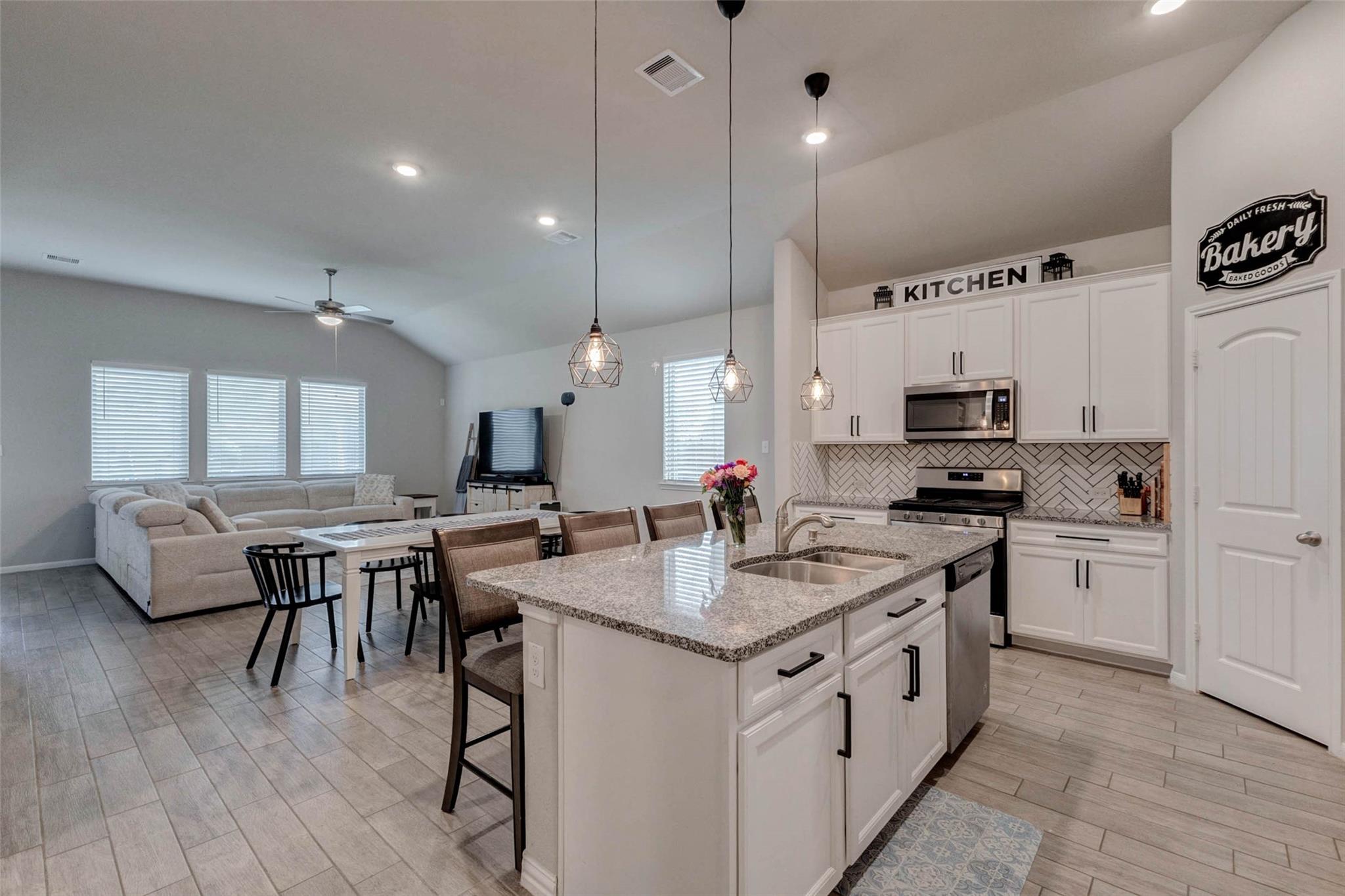 2114 Levant Lane