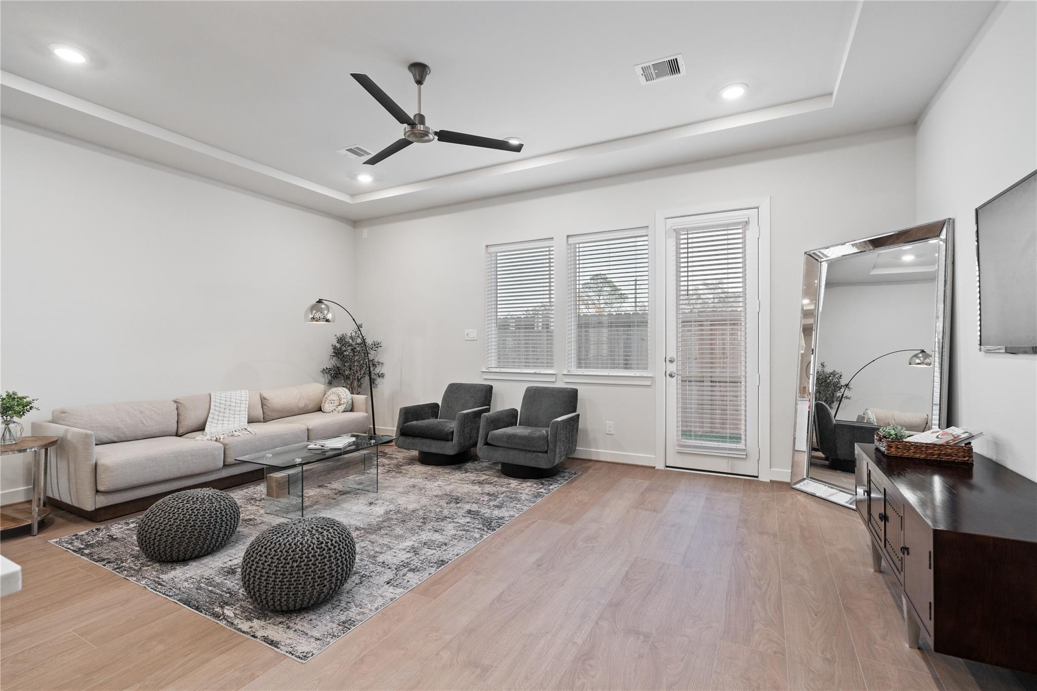 6535-6537 Rena Street