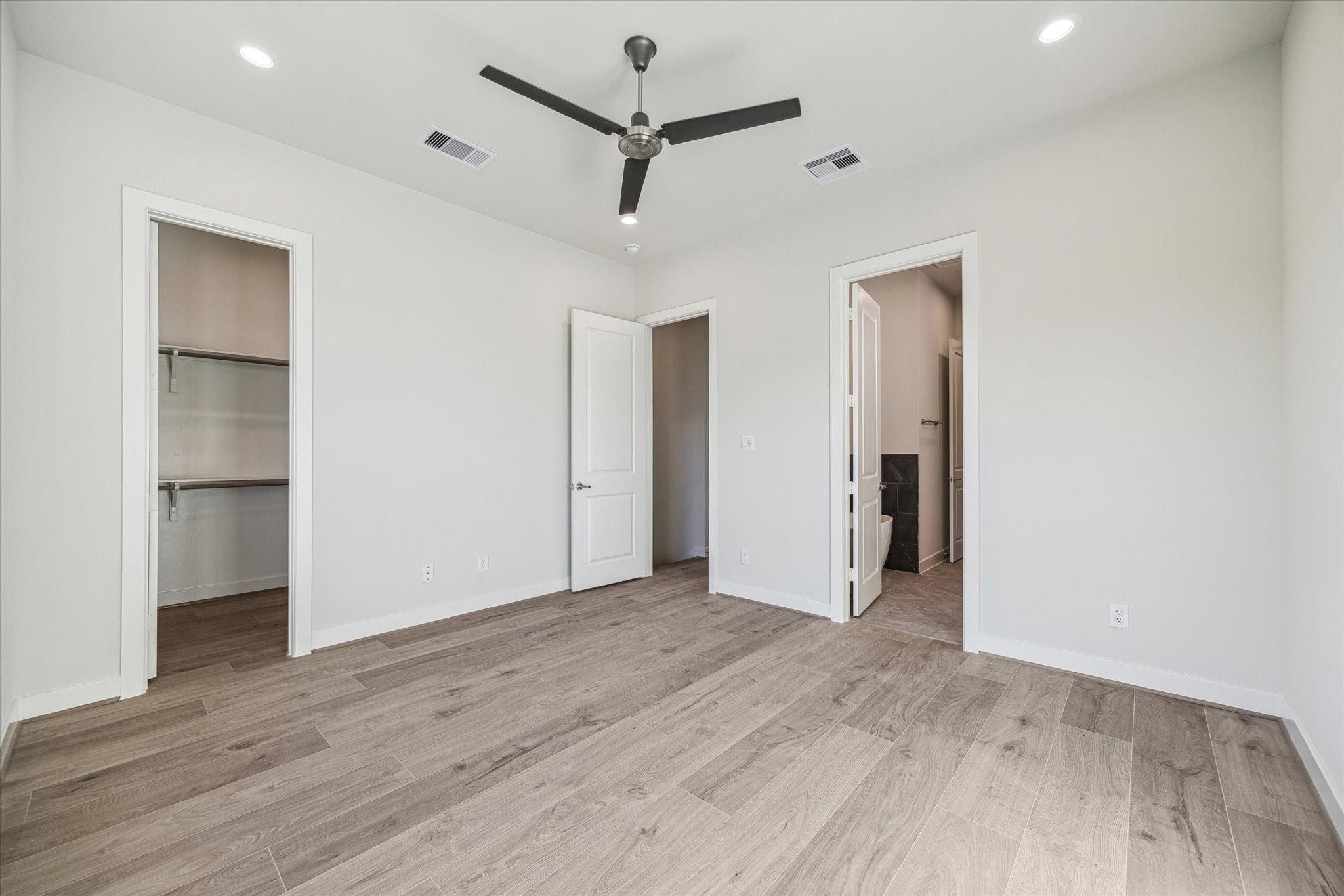 3913 Willowbend Point Drive