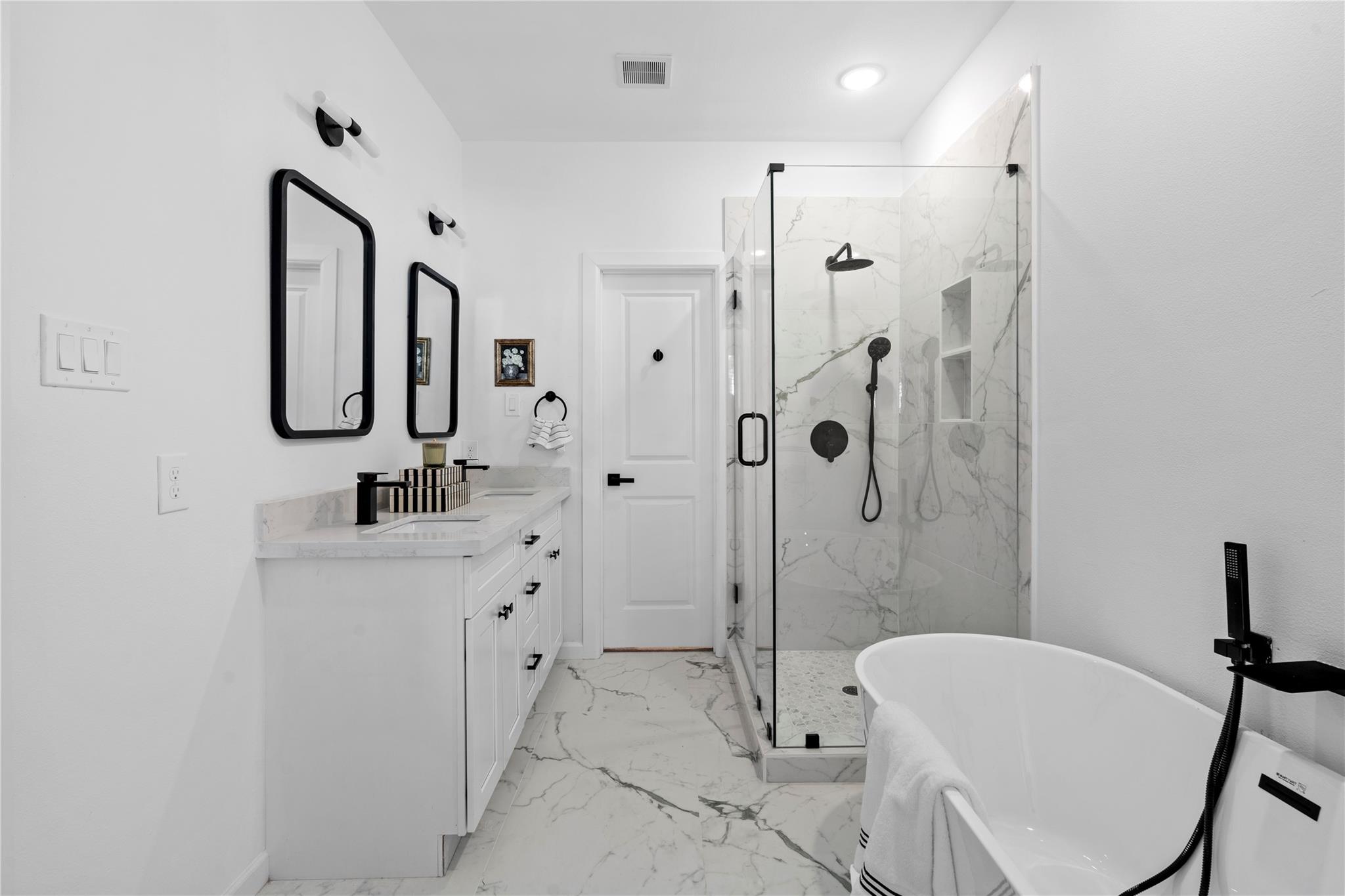 866 Rachel Street Unit: E