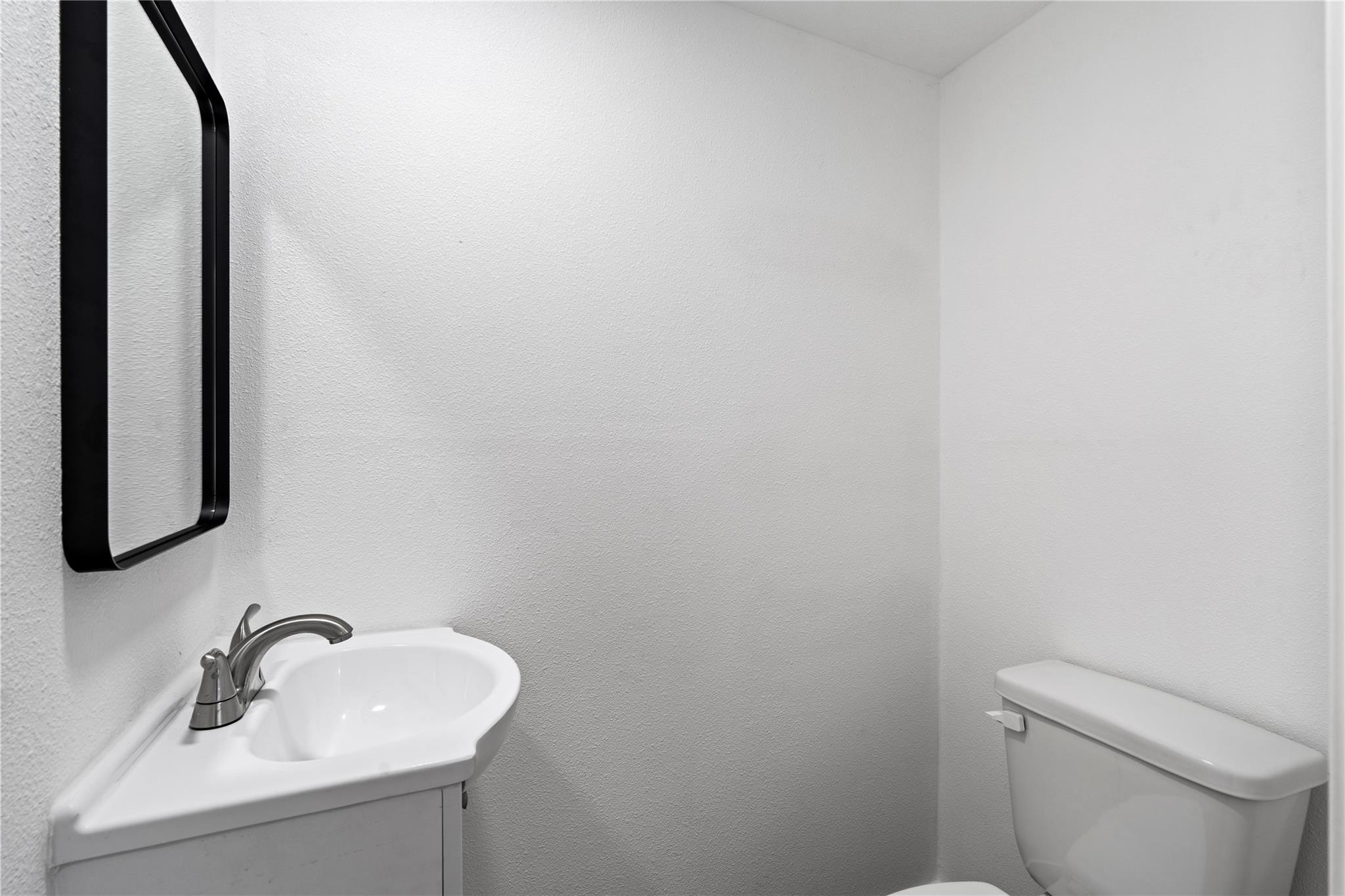 5023 Redstart Street